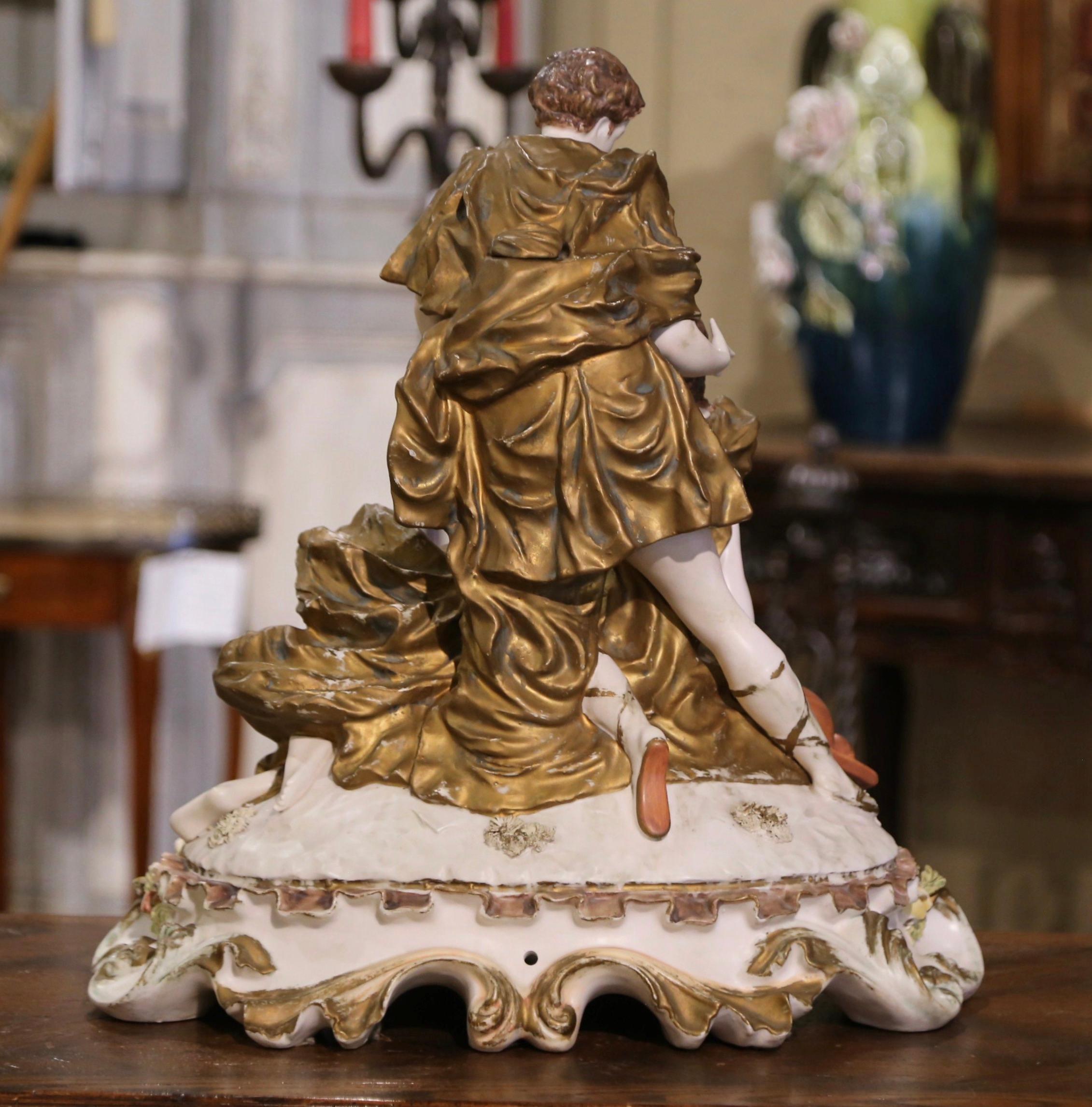 20th Century Italian Hand-Painted and Gilt Porcelain Capodimonte Figurine Statue For Sale 5