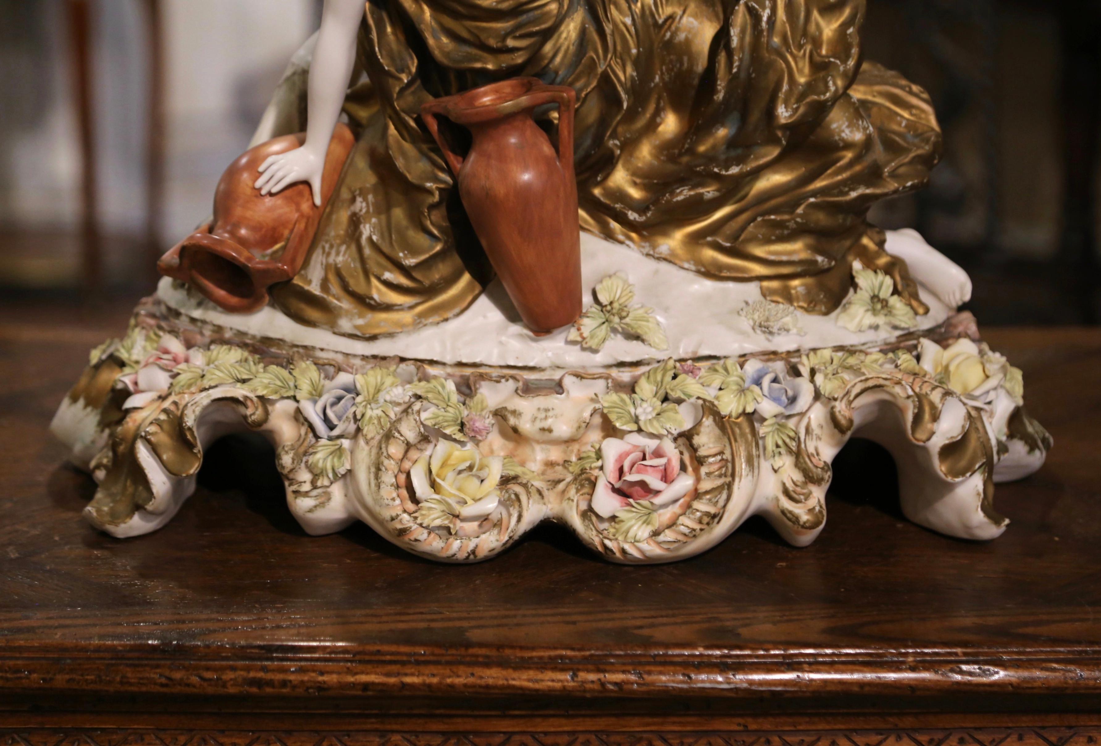 Hand-Crafted 20th Century Italian Hand-Painted and Gilt Porcelain Capodimonte Figurine Statue For Sale