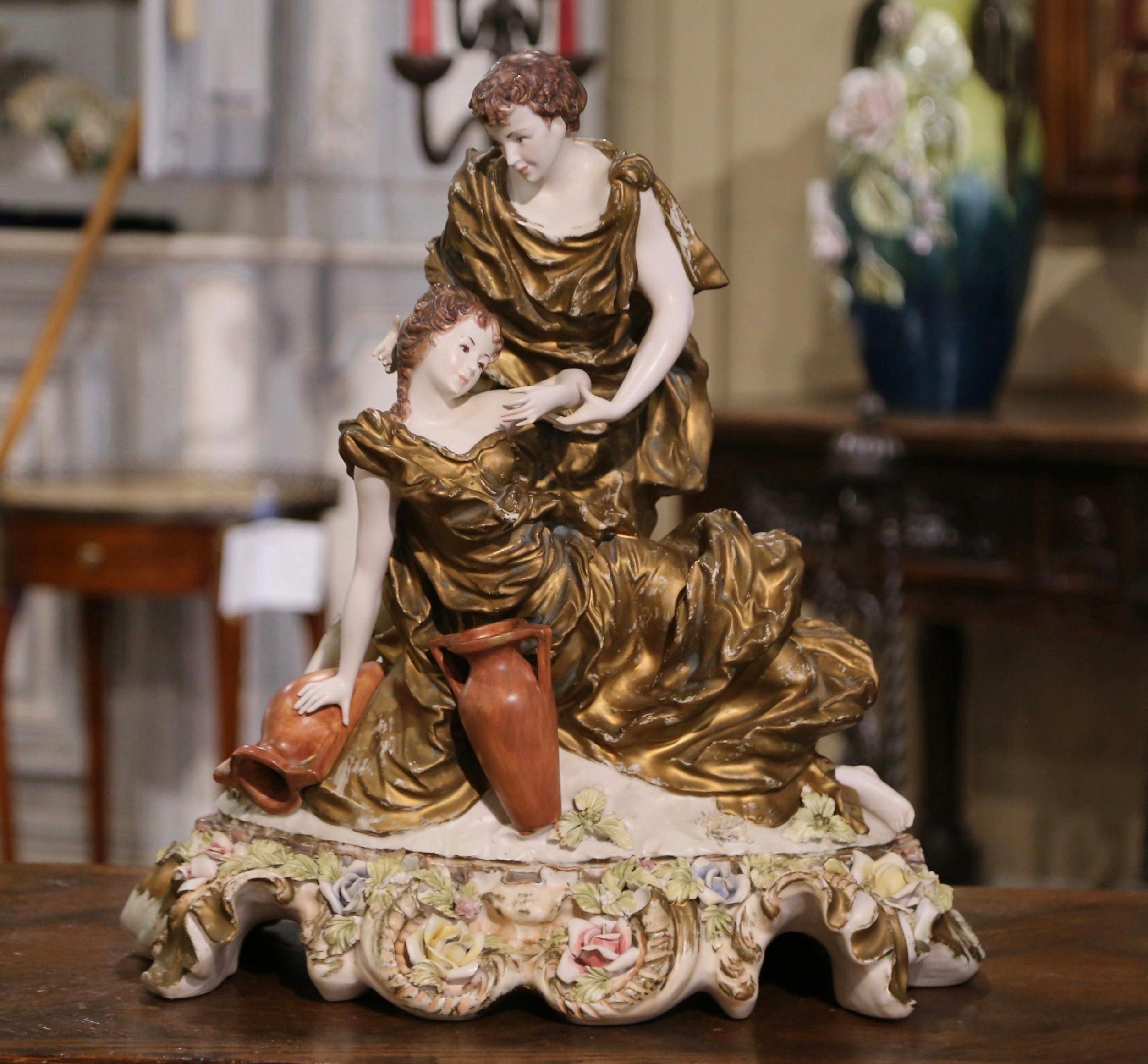 20th Century Italian Hand-Painted and Gilt Porcelain Capodimonte Figurine Statue In Excellent Condition For Sale In Dallas, TX