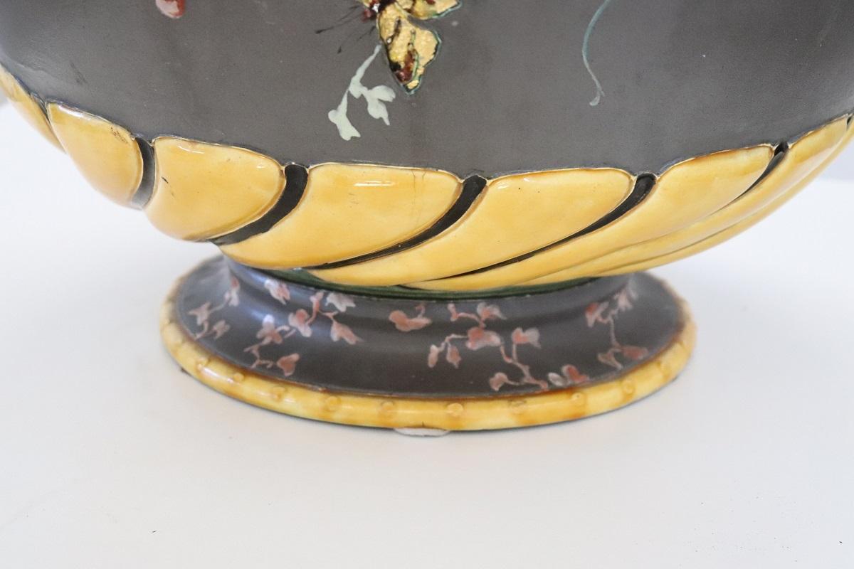 20th Century Italian Hand Painted Ceramic Vase In Good Condition For Sale In Casale Monferrato, IT