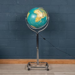 20th Century Italian Illuminating Globe On A Chrome Stand, c.1980