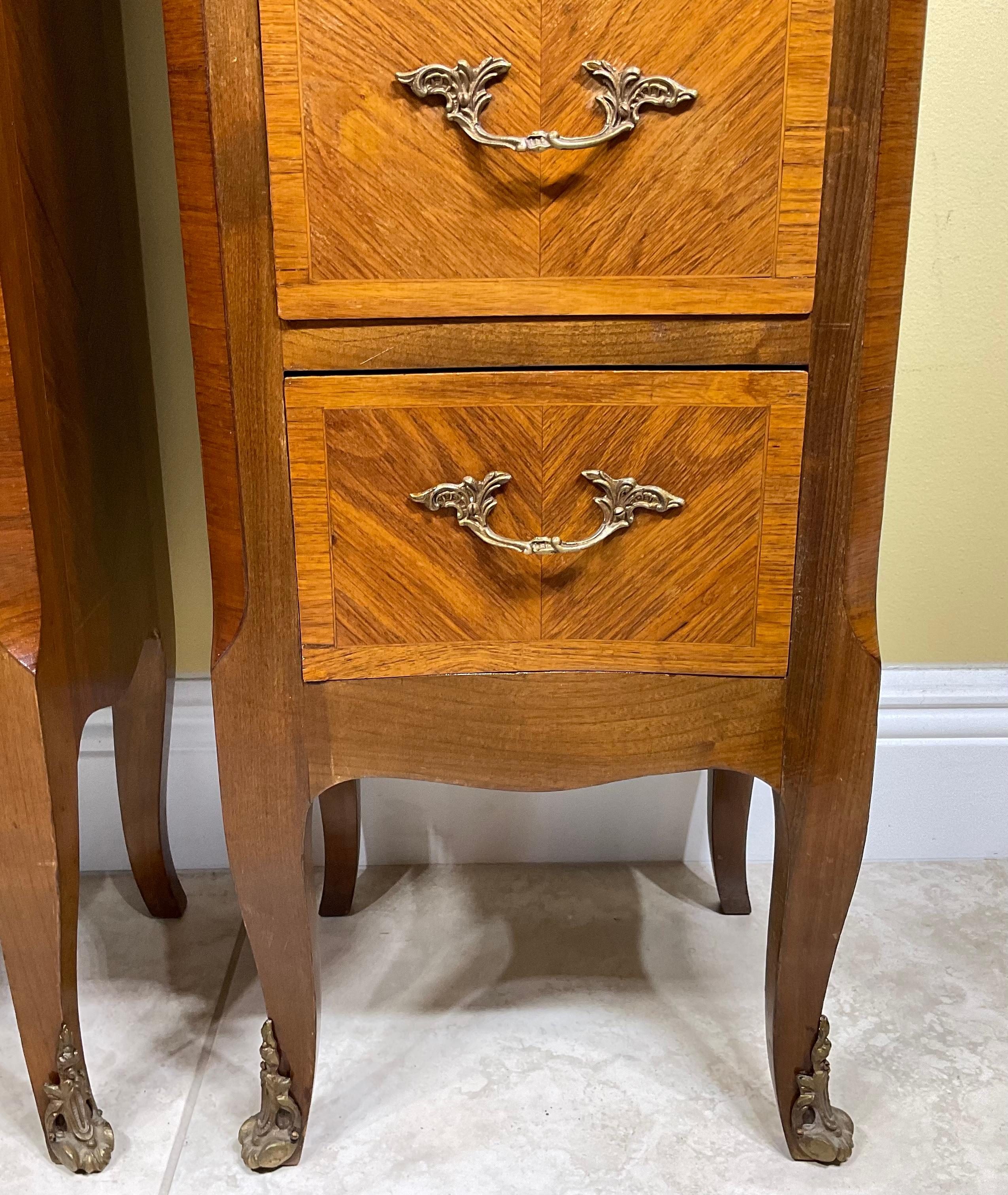20th Century Italian Inlay Wood Pair of Nightstands For Sale 1
