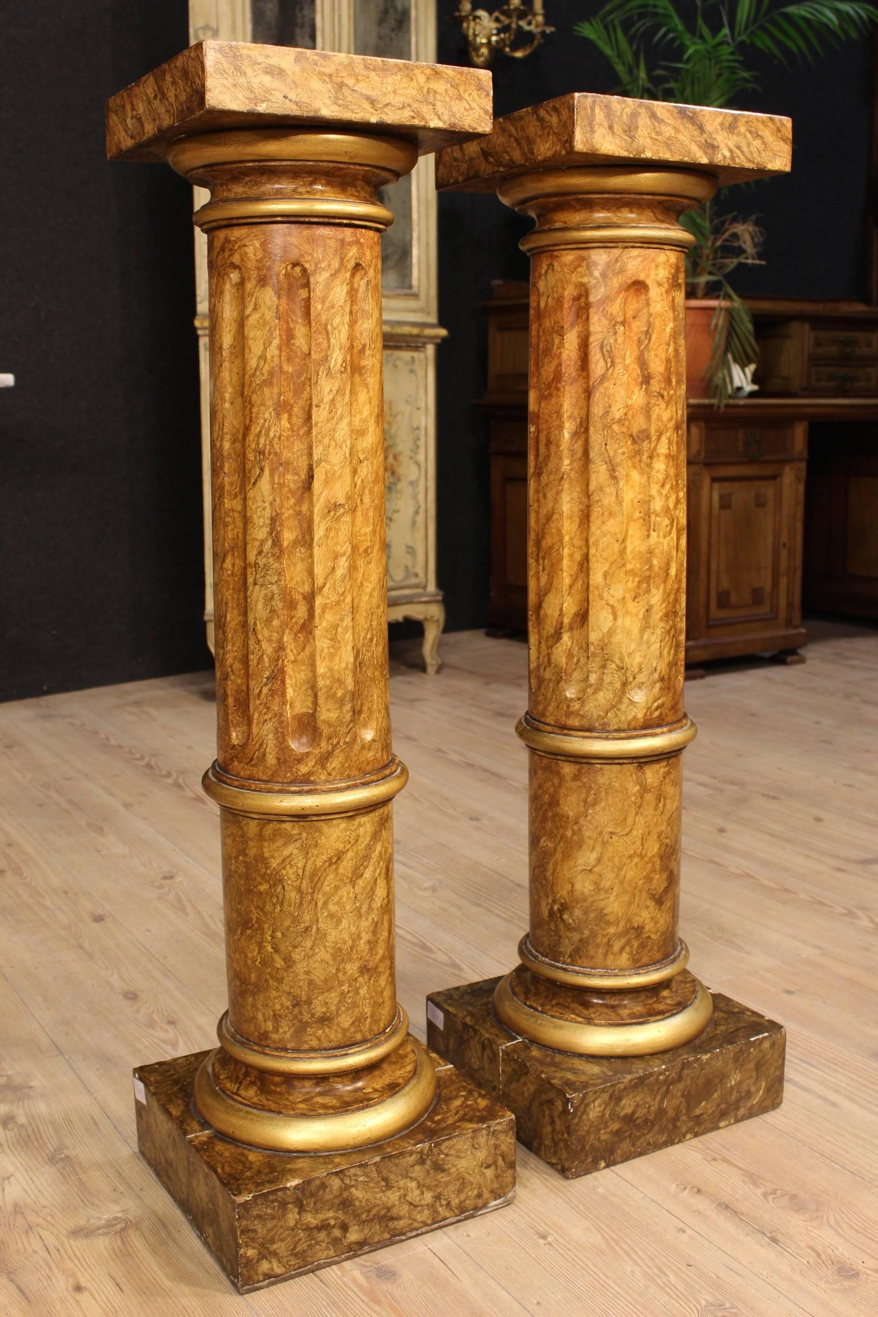 20th Century Italian Lacquered and Gilded Faux Marble Wood Pair of Columns, 1920 6
