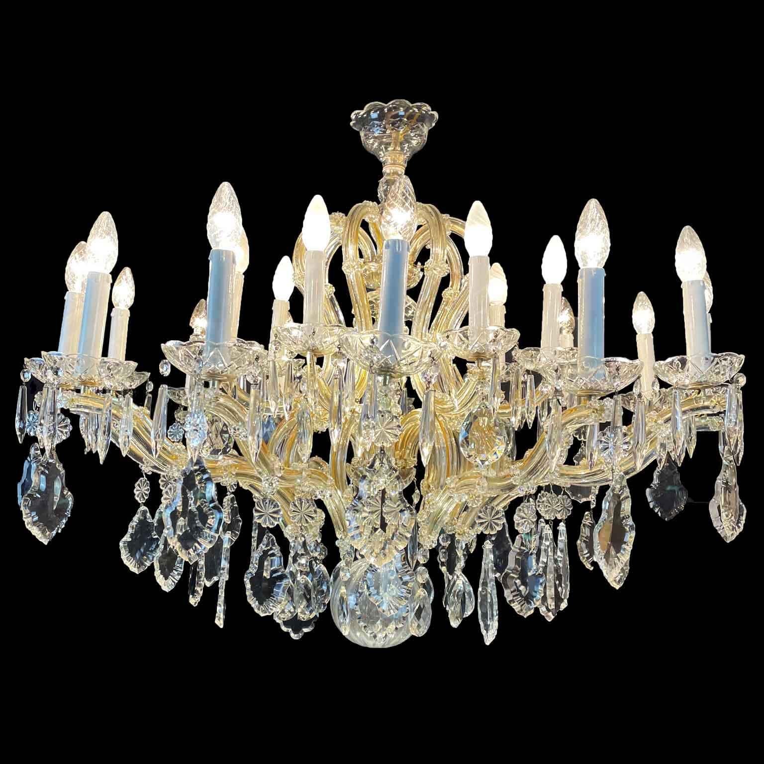 20th Century Italian Large Crystal Chandelier Hollywood Regency Style 22 Lights 6