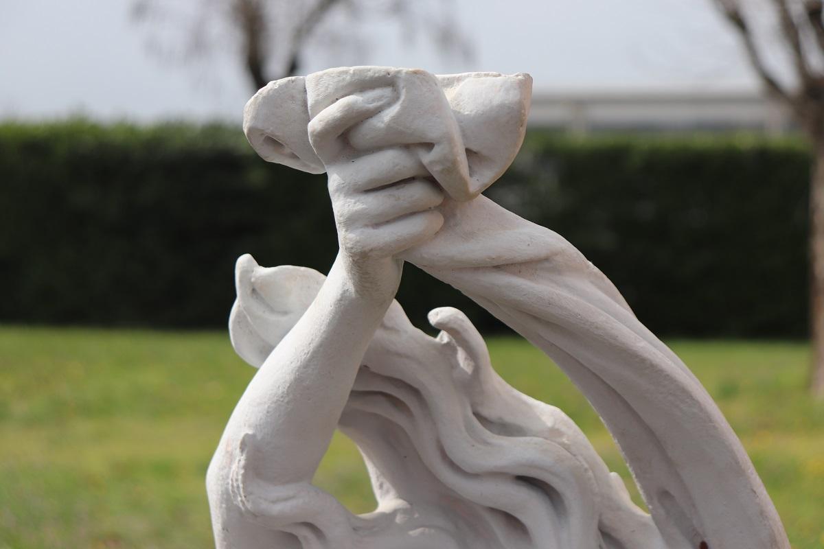 Große italienische Gartenstatue „Dancing Venus“ aus dem 20. Jahrhundert im Angebot 7