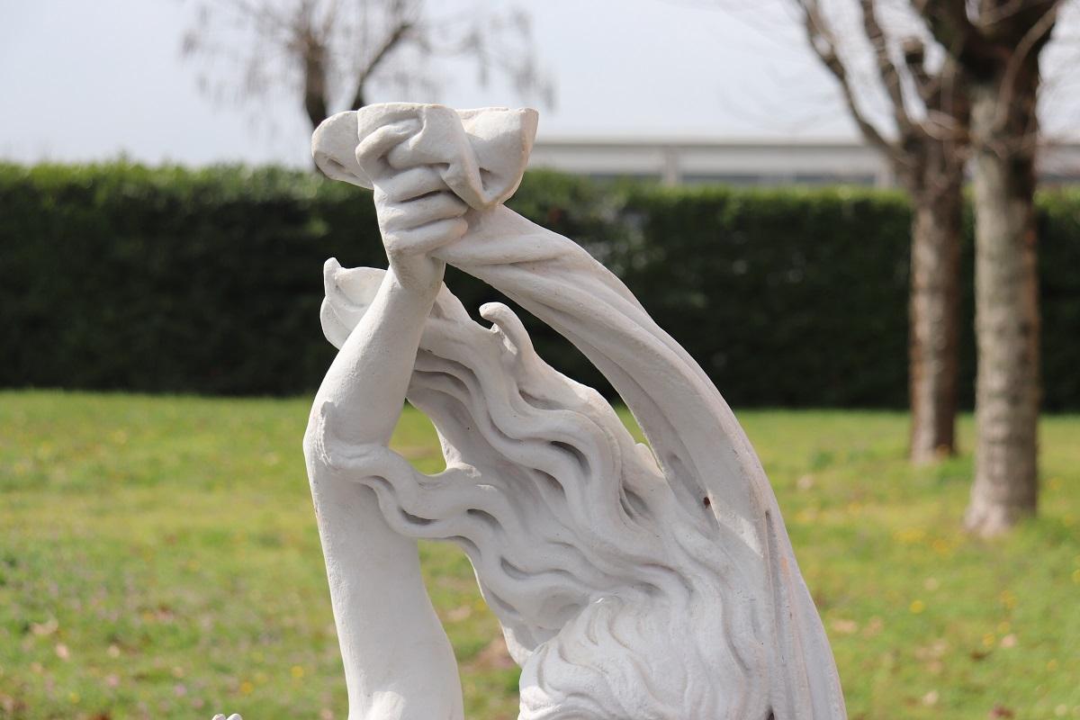 Große italienische Gartenstatue „Dancing Venus“ aus dem 20. Jahrhundert im Zustand „Gut“ im Angebot in Casale Monferrato, IT