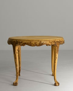 20th Century Italian Louis XV Carved Wood Patinated Round Table