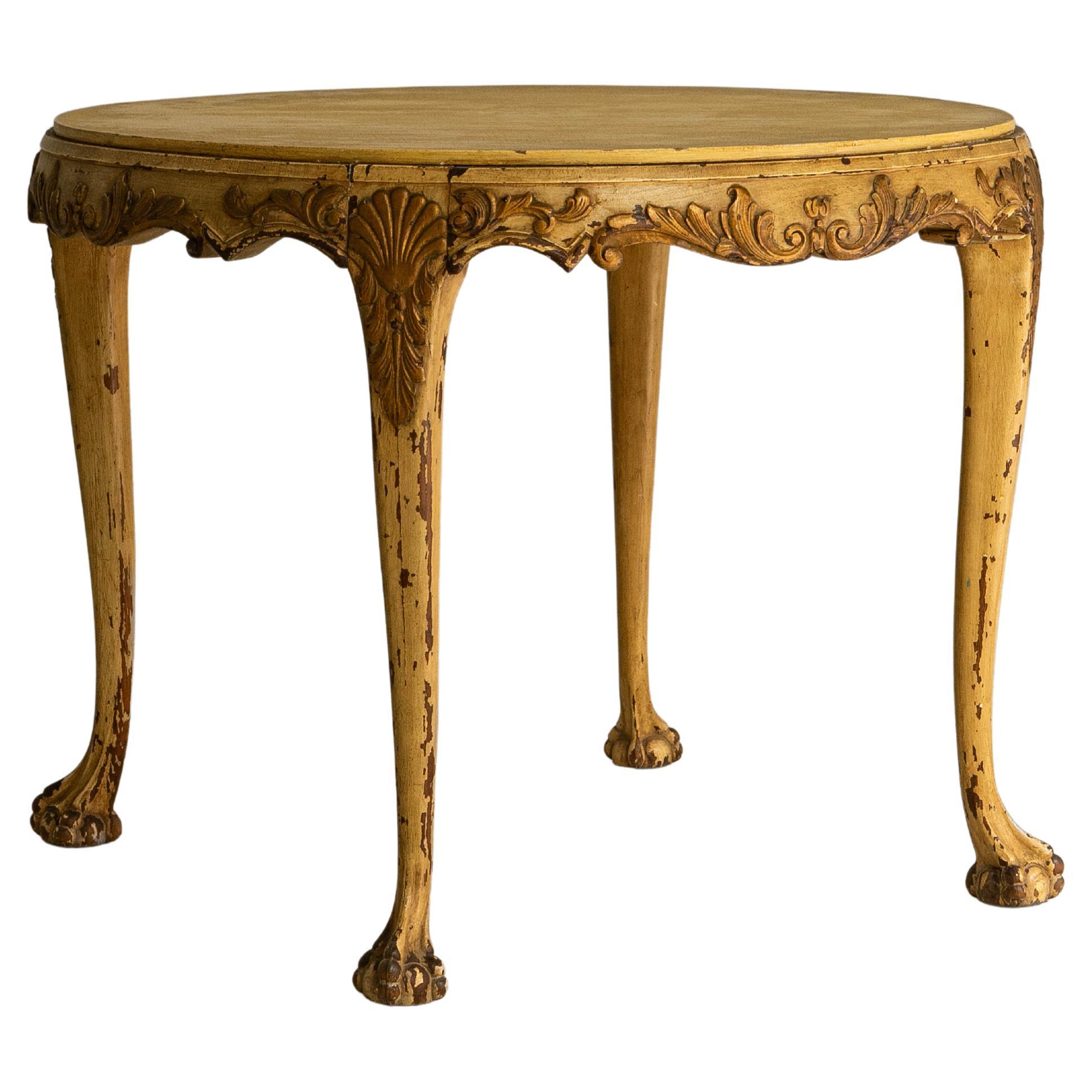 20th Century Italian Louis XV Carved Wood Patinated Round Table