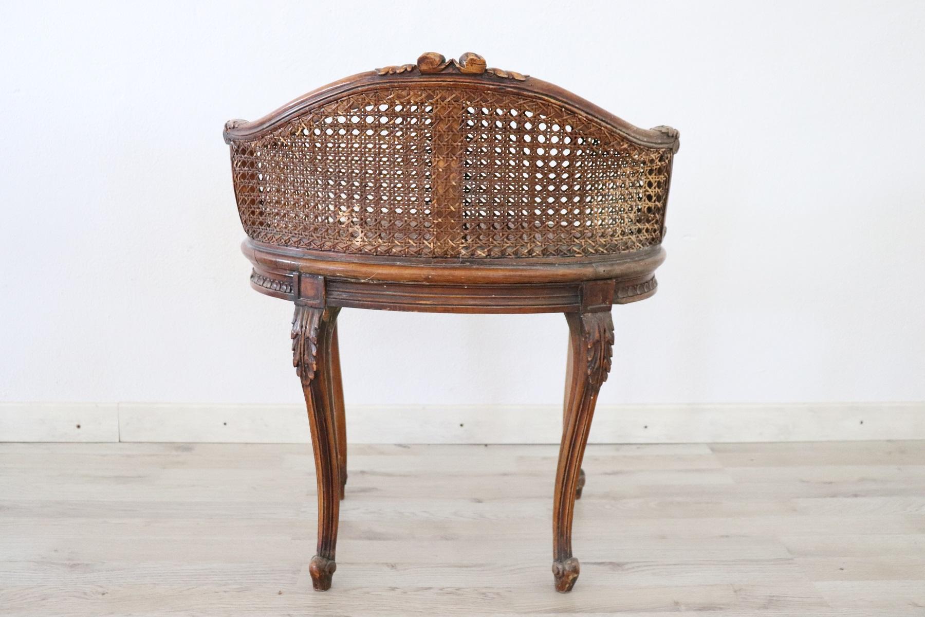 Walnut 20th Century Italian Louis XV Style Chair with Canapé