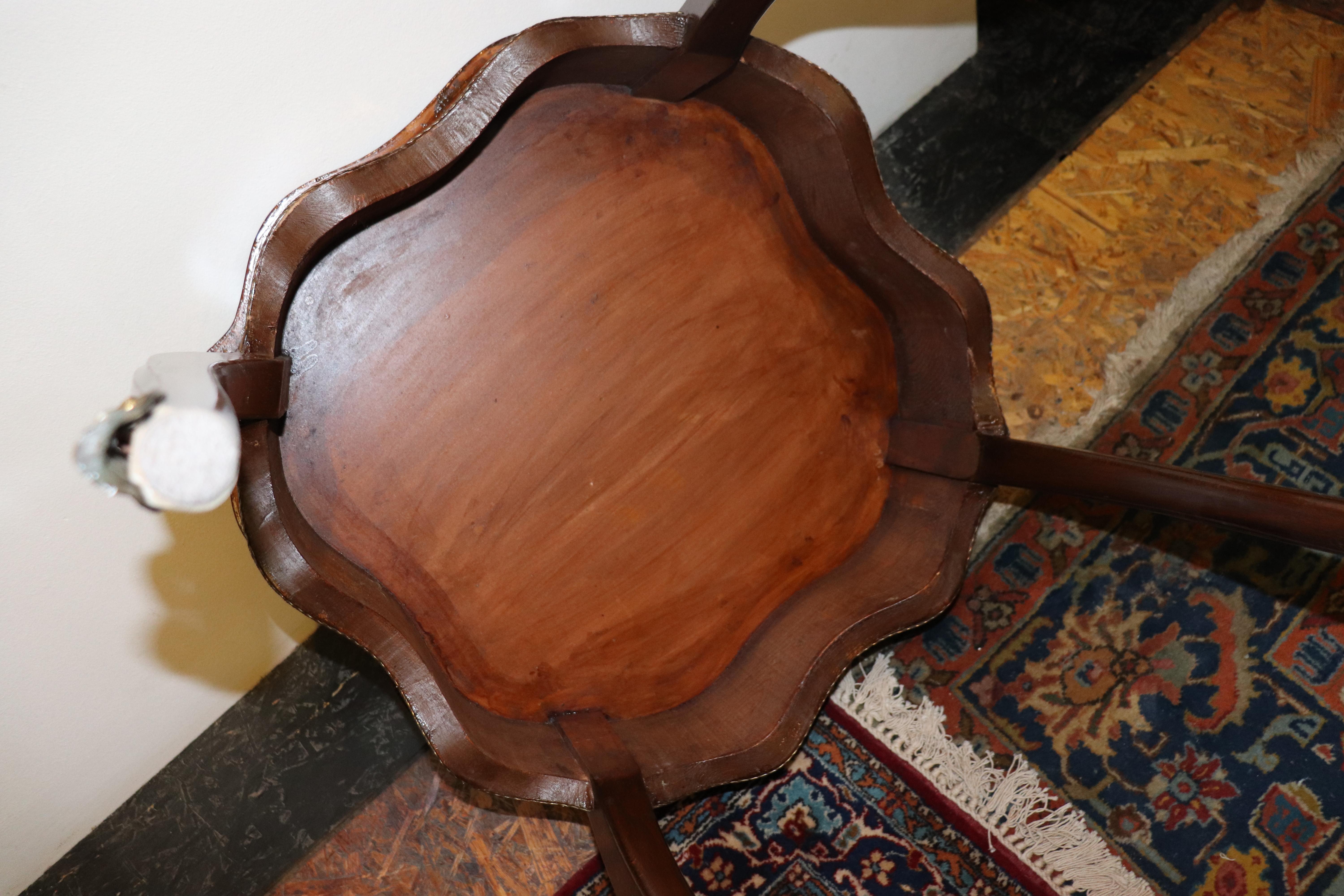 20th Century Italian Louis XV Style Inlay Wood and Golden Bronzes Coffee Table 5