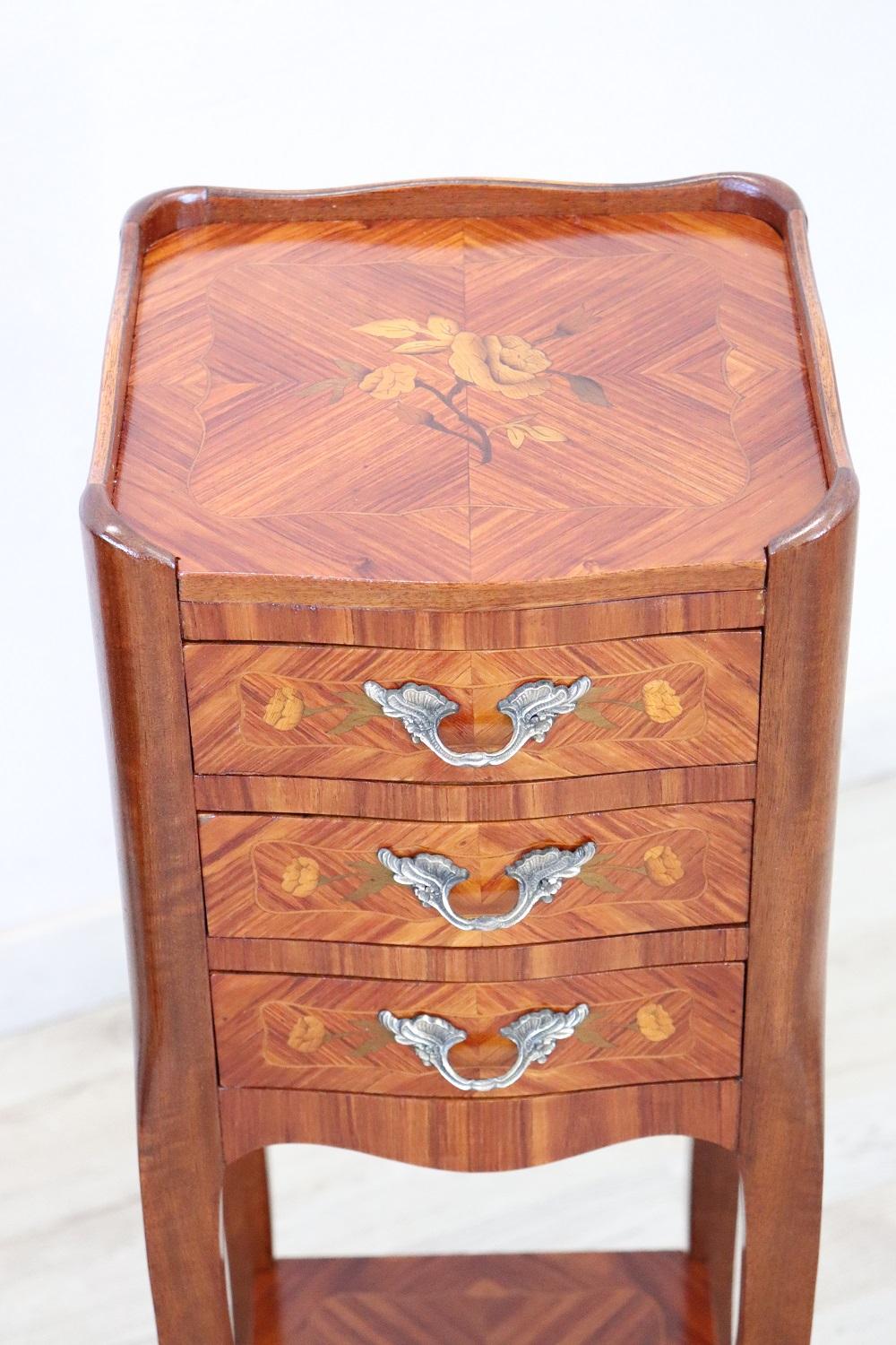 20th Century Italian Louis XV Style Inlay Wood Pair of Nightstands In Excellent Condition In Casale Monferrato, IT