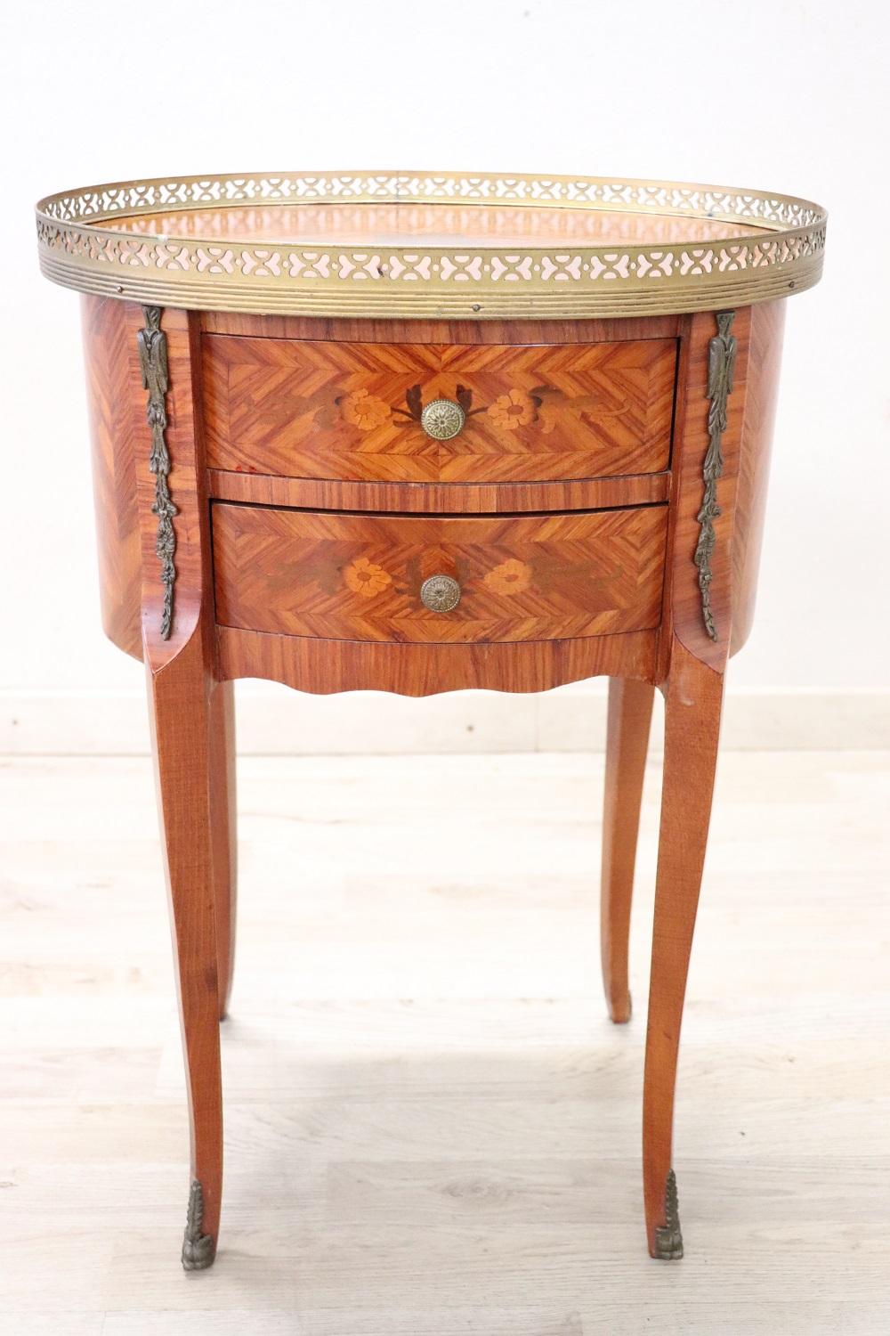 20th Century Italian Louis XV Style Inlay Wood Side Table or Nightstand In Excellent Condition In Casale Monferrato, IT