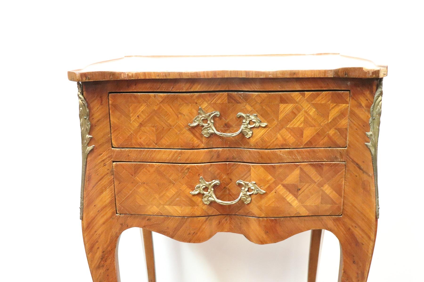 20th Century Italian Louis XV Style Marquetry Wood Side Table or Nightstand In Fair Condition In Casale Monferrato, IT
