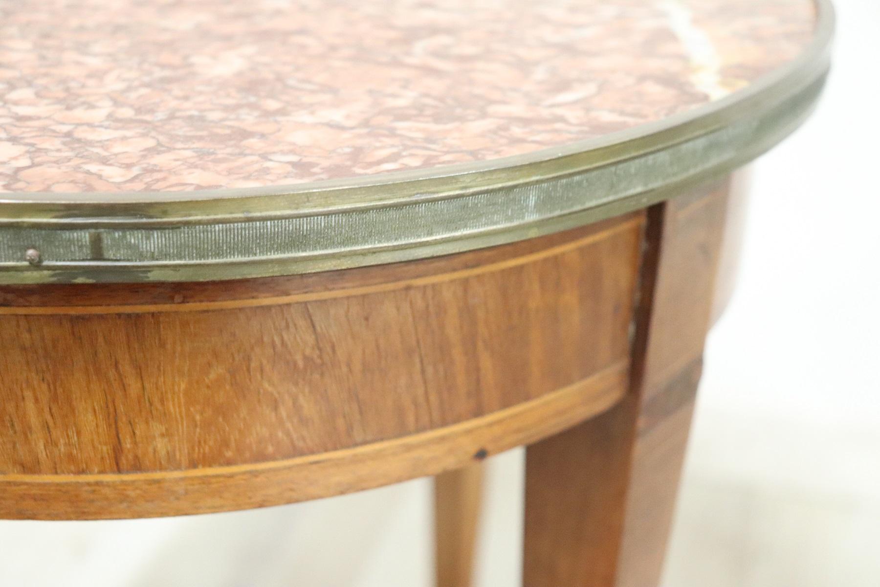 20th Century Italian Louis XVI Style Inlay Walnut Coffee Table or Side Table 1