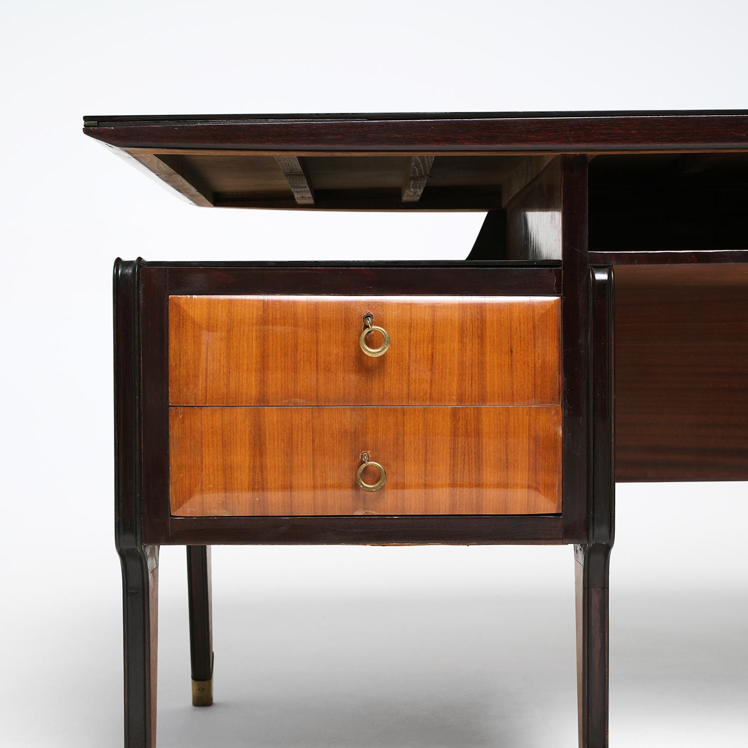 20th Century Italian Mahogany Writing Table - Vintage Desk by Vittorio Dassi For Sale 8