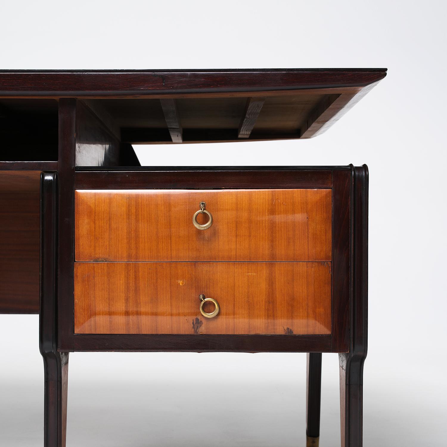 20th Century Italian Mahogany Writing Table - Vintage Desk by Vittorio Dassi For Sale 9