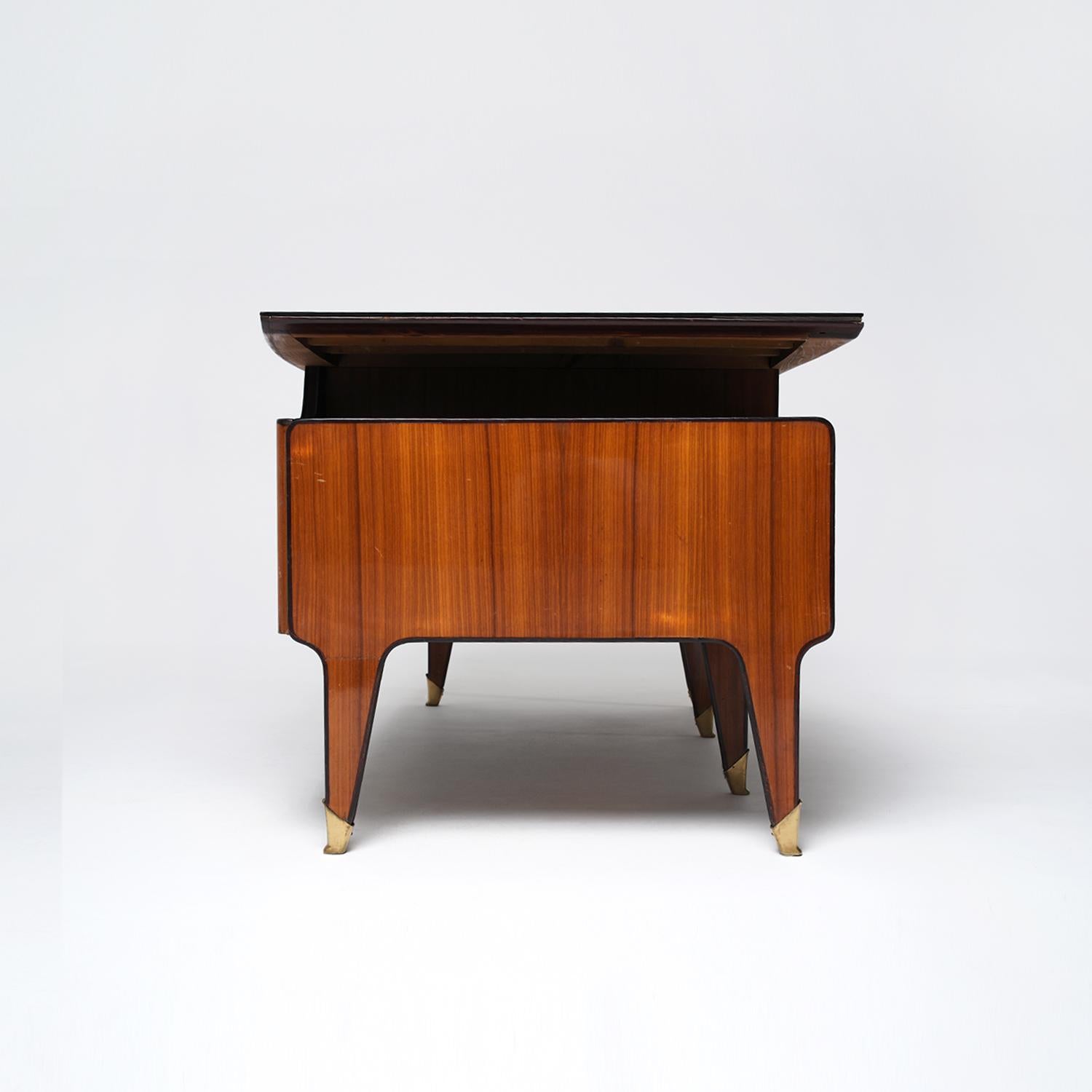 20th Century Italian Mahogany Writing Table - Vintage Desk by Vittorio Dassi For Sale 3