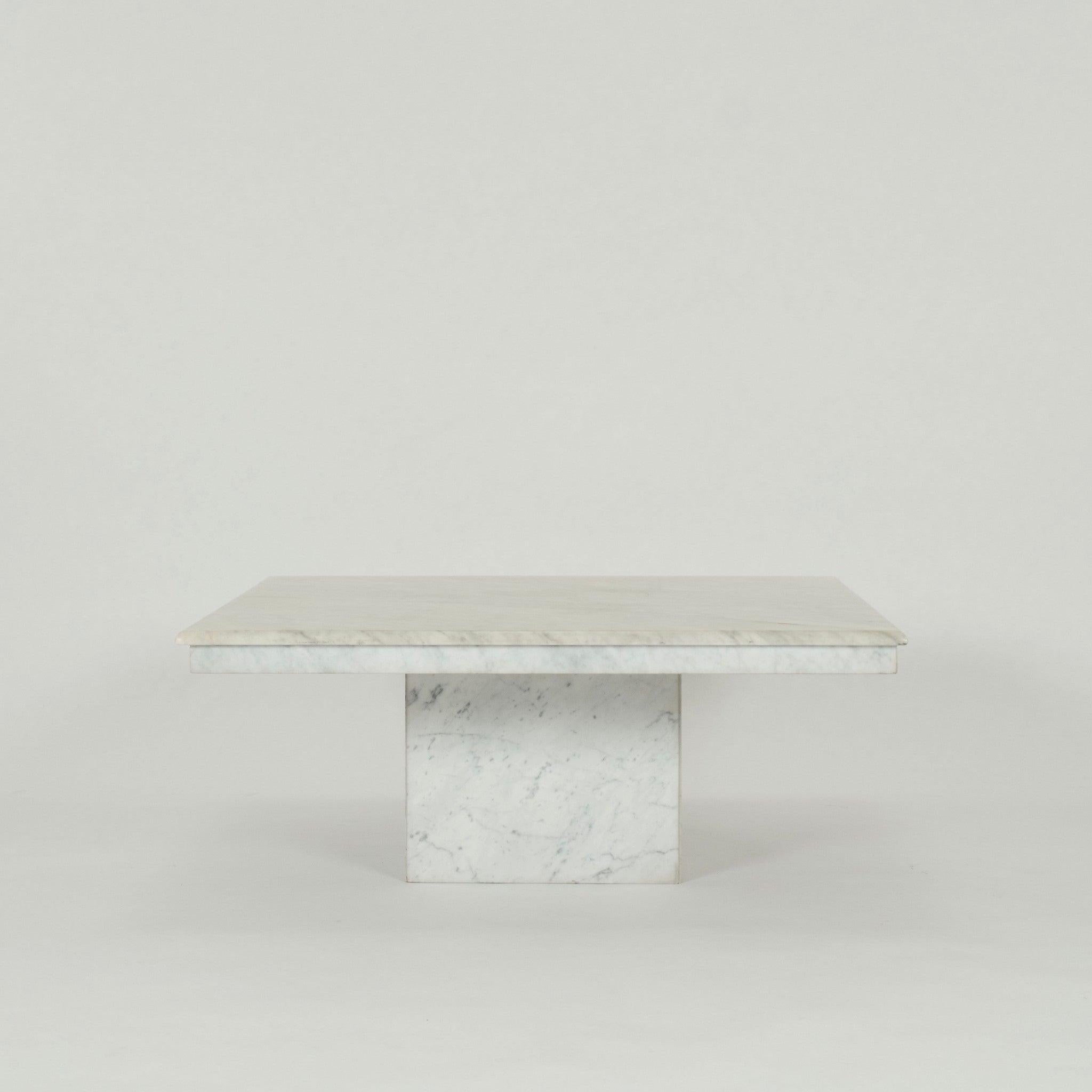 Italiano Cocktail Tables in marmo italiano del XX secolo in vendita