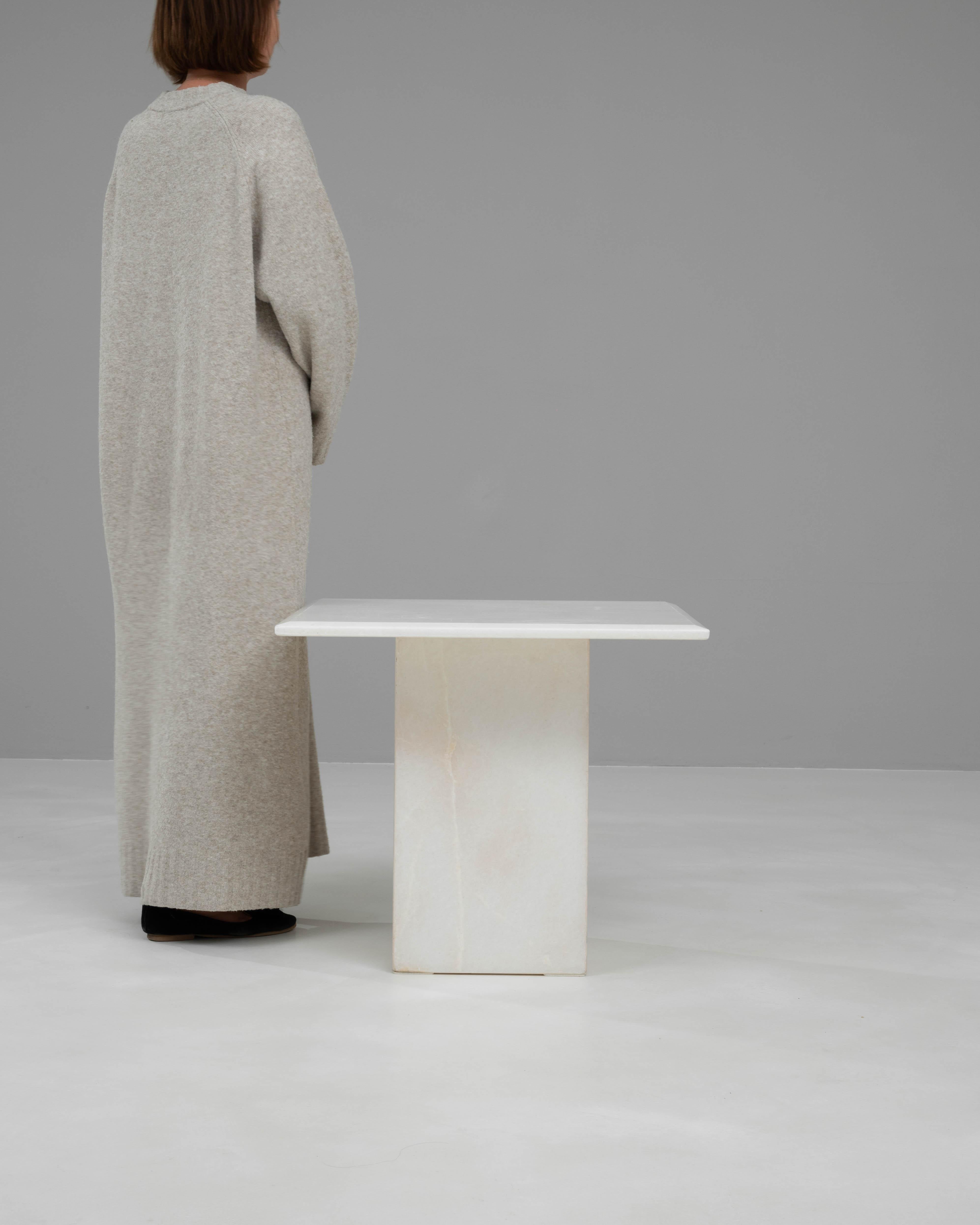 Table basse en marbre italien du 20e siècle Bon état - En vente à High Point, NC