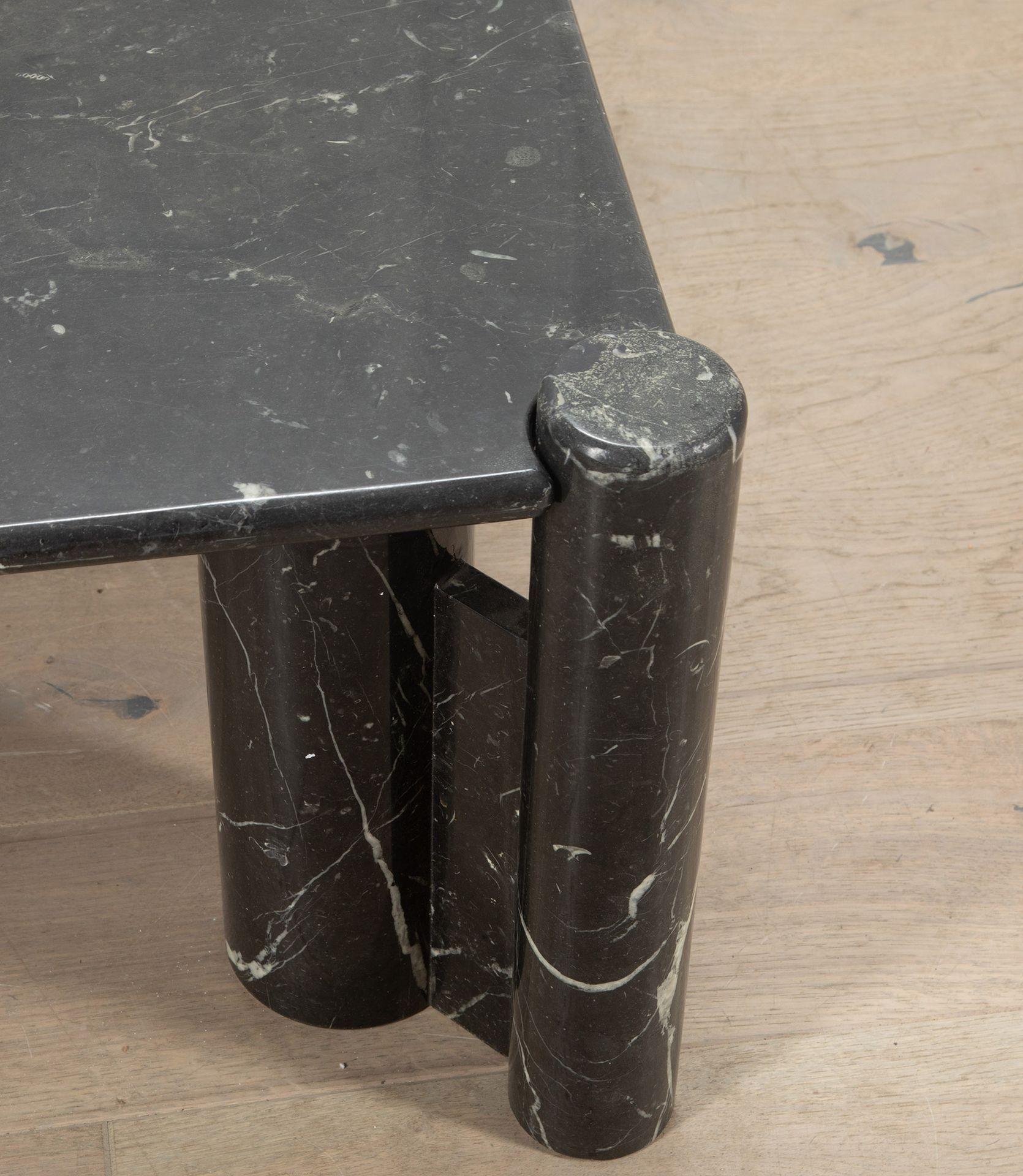 Tavolino in marmo del XX secolo in stile Aulenti in vendita 3
