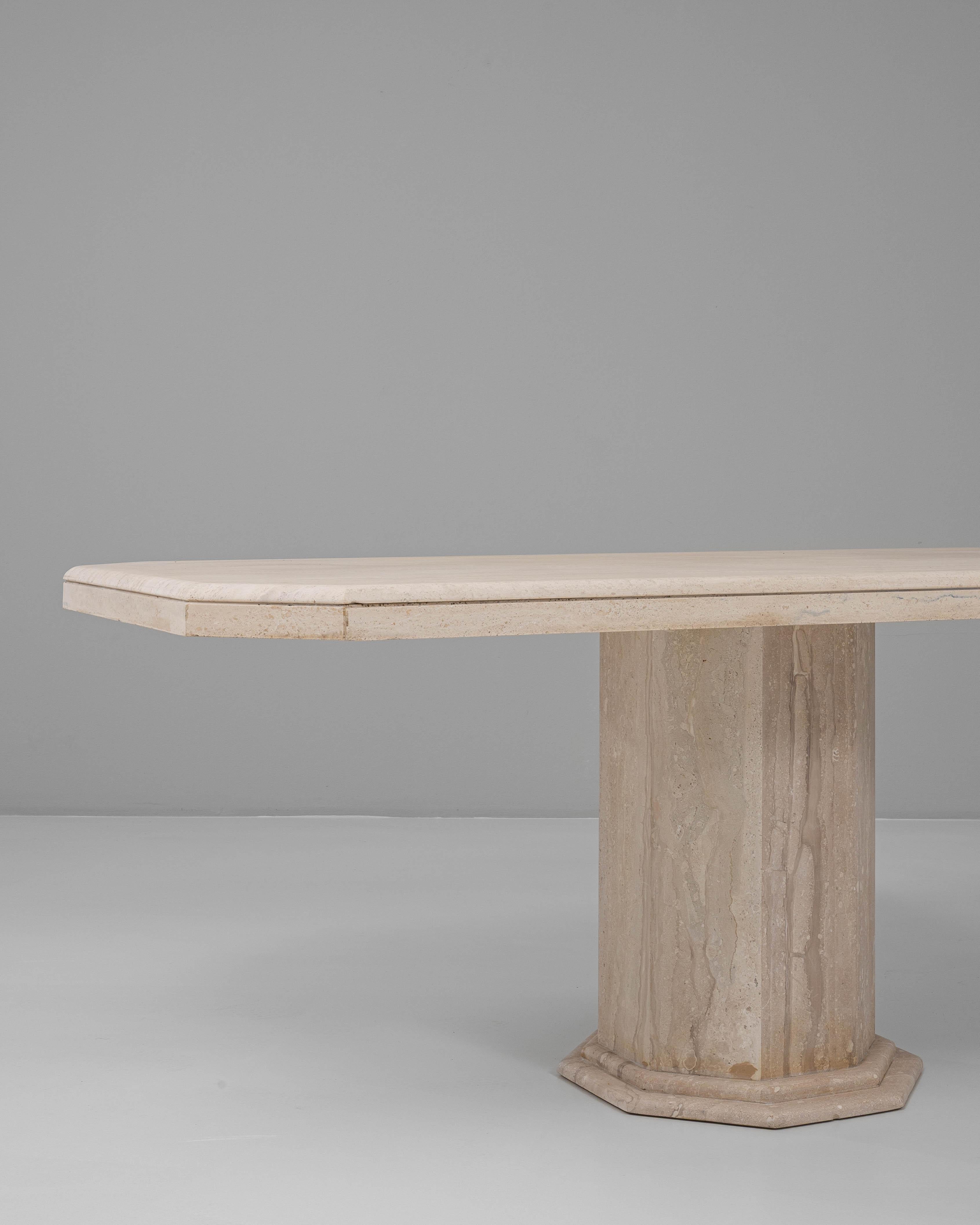 Table de salle à manger italienne en marbre du 20e siècle en vente 1