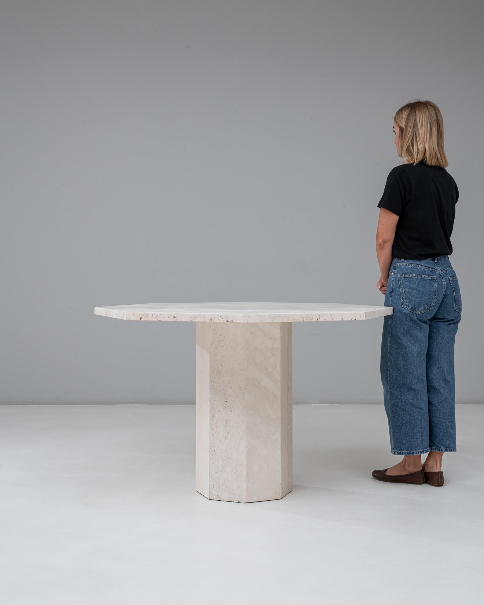 Table de salle à manger italienne en marbre du 20e siècle en vente 1