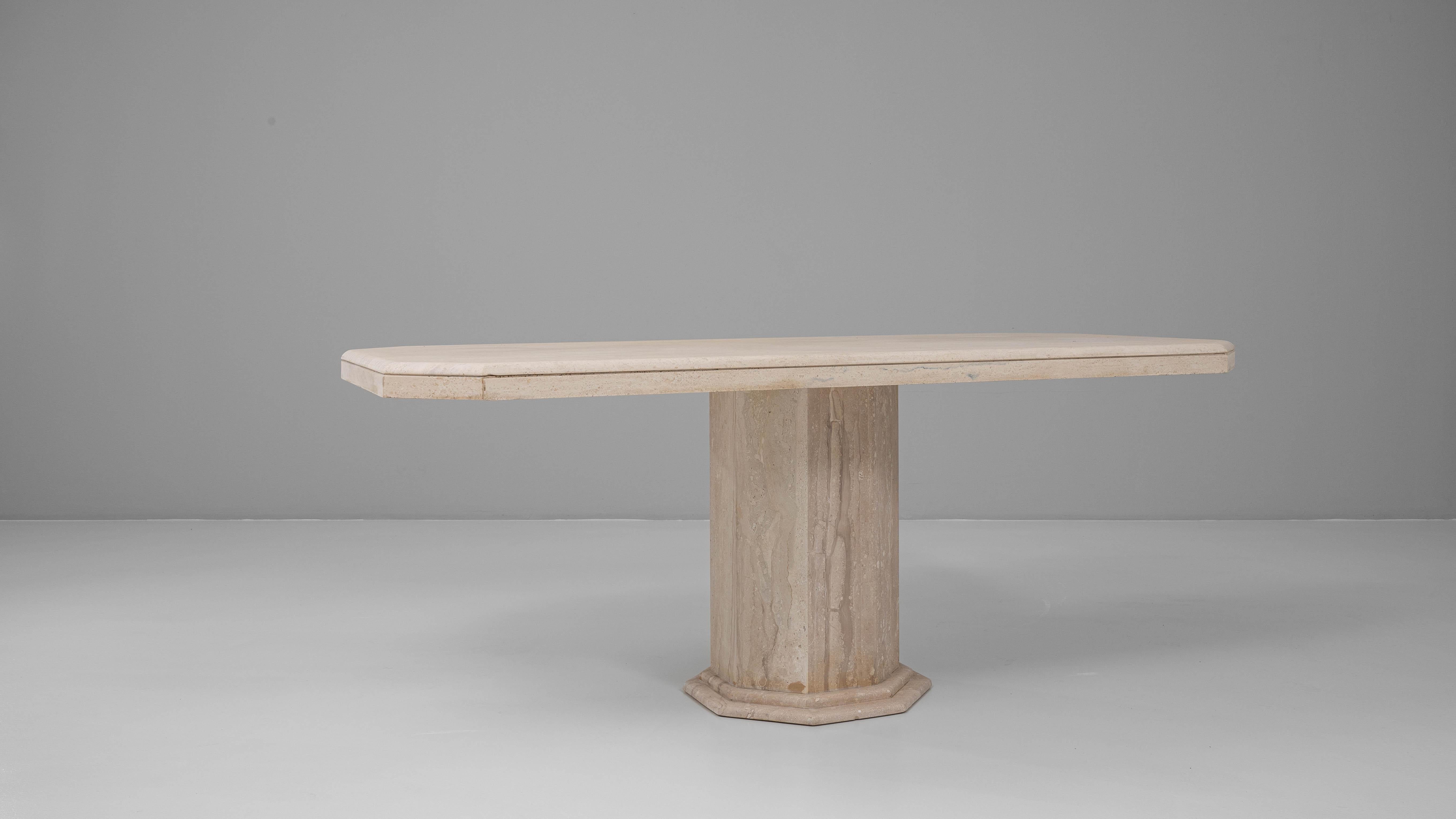 Table de salle à manger italienne en marbre du 20e siècle en vente 2