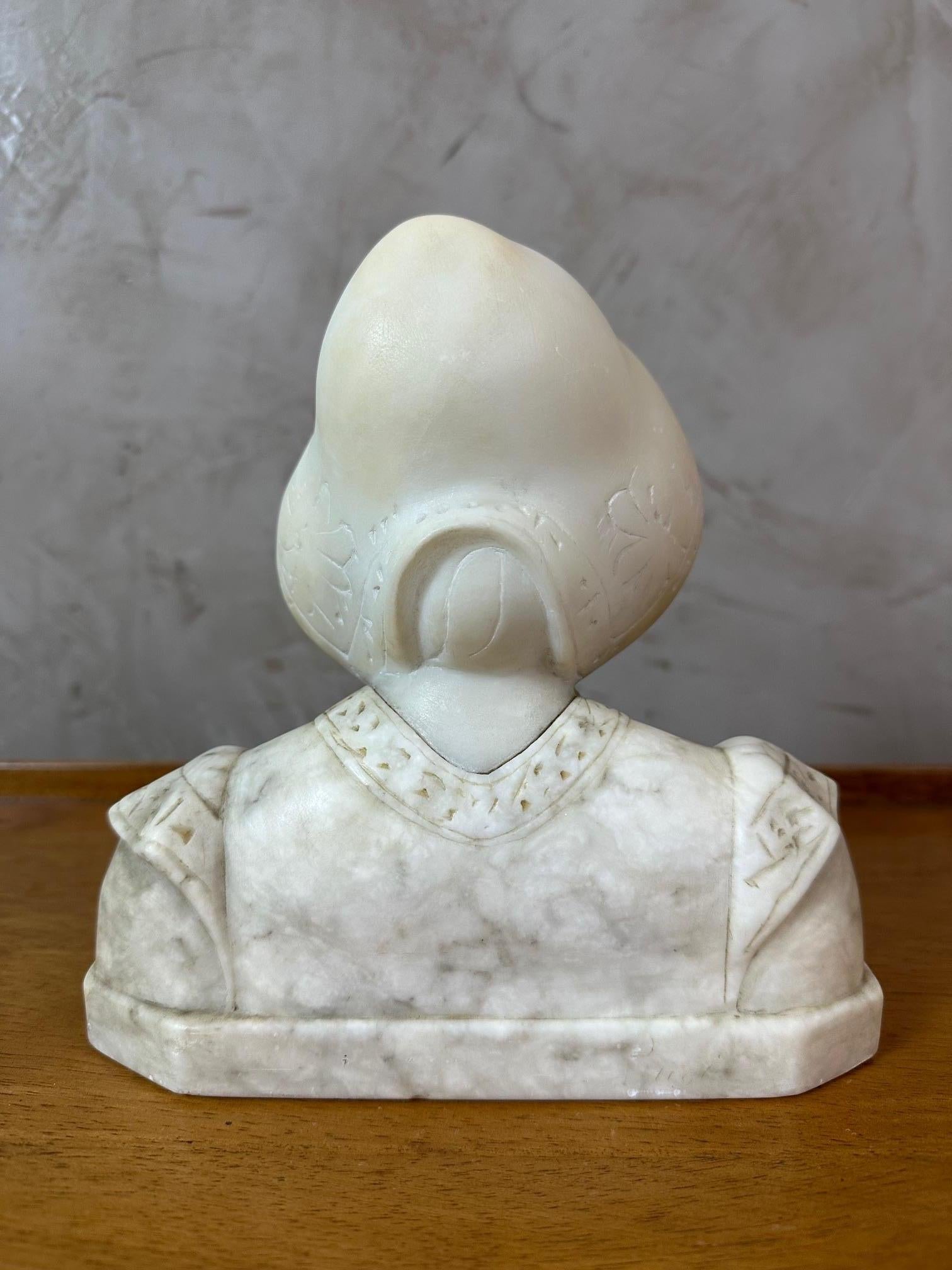 Mid-20th Century 20th century Italian Marble Woman Sculpture, 1930s For Sale