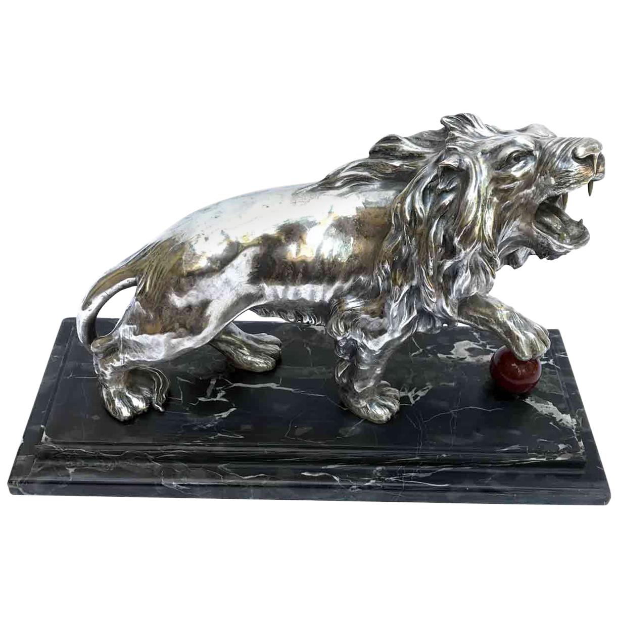 20th Century Italian Medici Lion Figure After Flaminio Vacca by Fabris M.