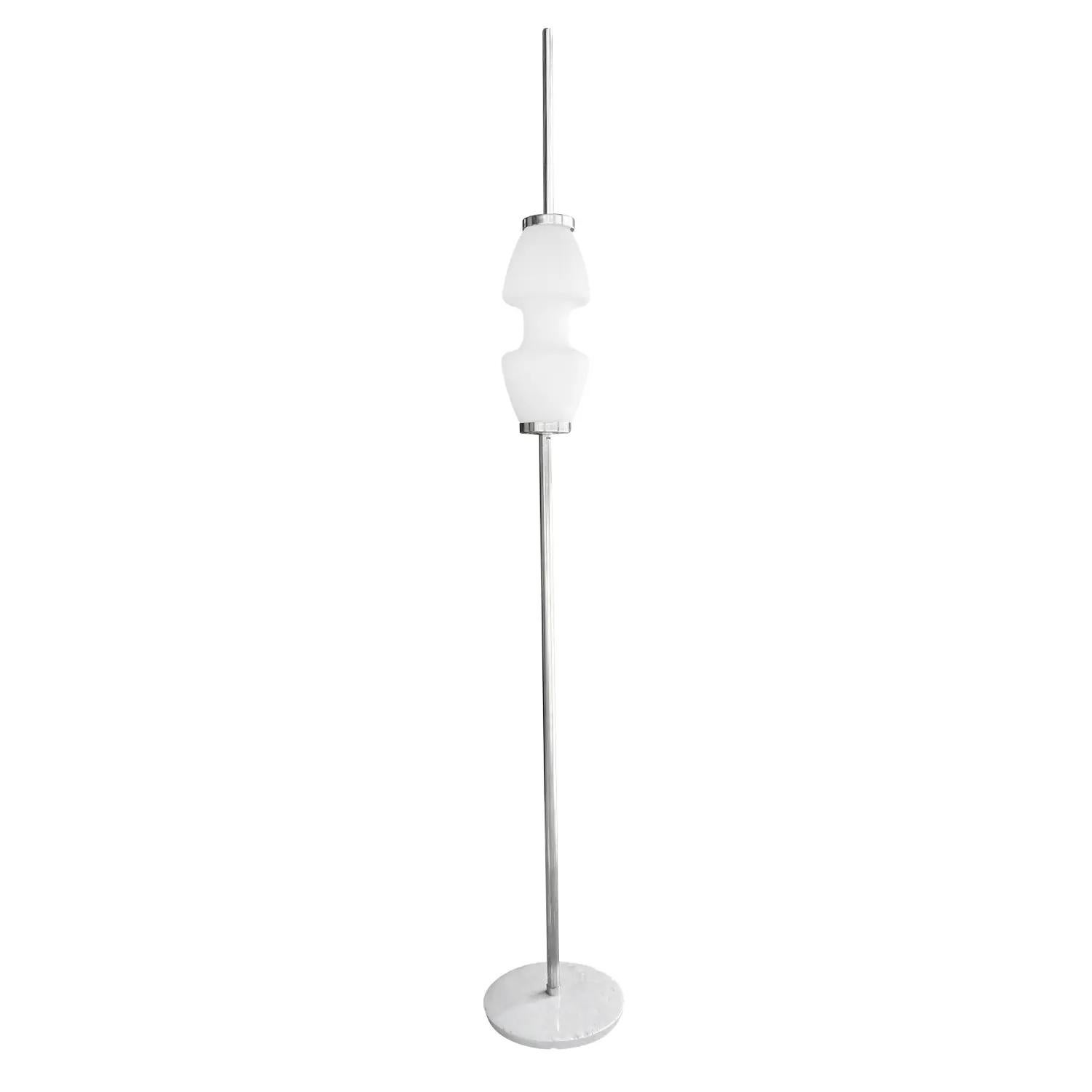 Hand-Crafted 20th Century Italian Mid-Century Modern Marble, Frosted Opaline Glass Floor Lamp For Sale
