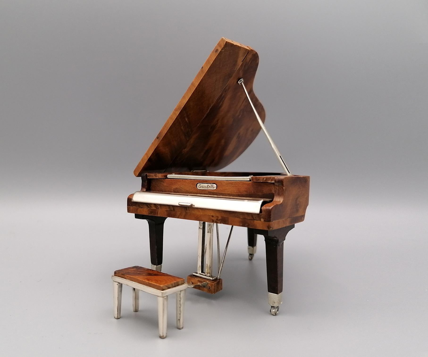 20th Century Italian Miniature Rosewood Grand Piano with Sterling Silver Details In Good Condition In VALENZA, IT