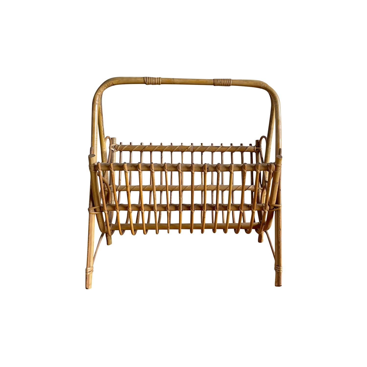 Italienischer moderner Zeitschriftenhalter aus Bambus des 20. Jahrhunderts – Vintage-Bücherregal aus Rattan (Handgefertigt) im Angebot