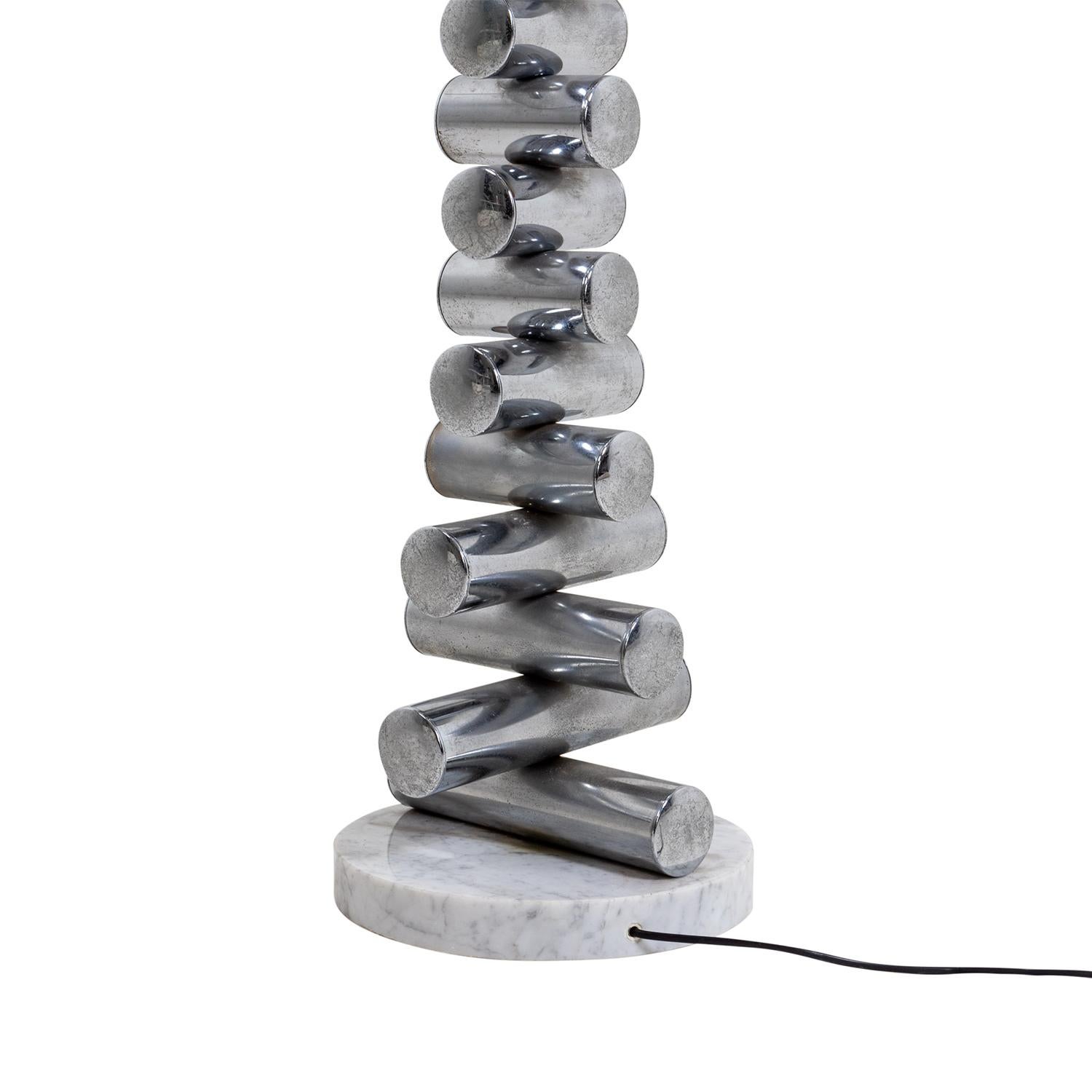 Italienische moderne Mazzega-Stehlampe aus Chrom des 20. Jahrhunderts von Toni Zuccheri im Angebot 1