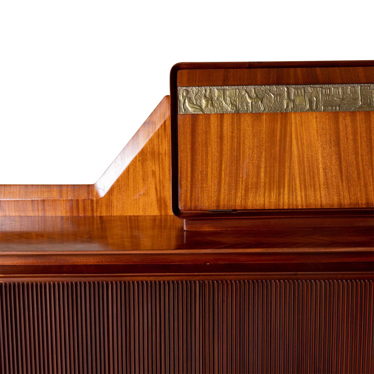 20. Jahrhundert Italienische Moderne Rosenholz-Credenza - Vintage Dry Bar von Mobili Cantù im Angebot 5
