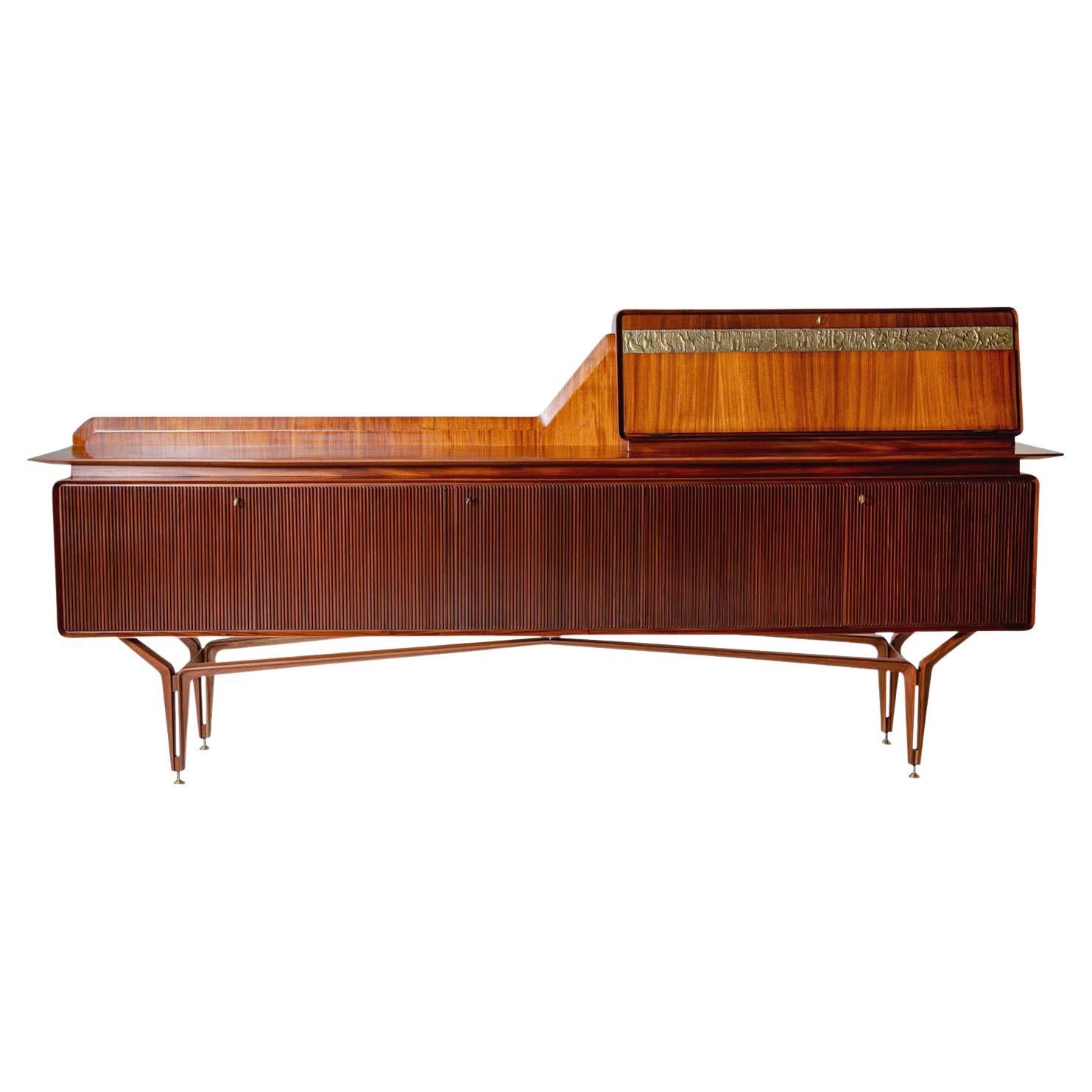 20. Jahrhundert Italienische Moderne Rosenholz-Credenza - Vintage Dry Bar von Mobili Cantù im Angebot