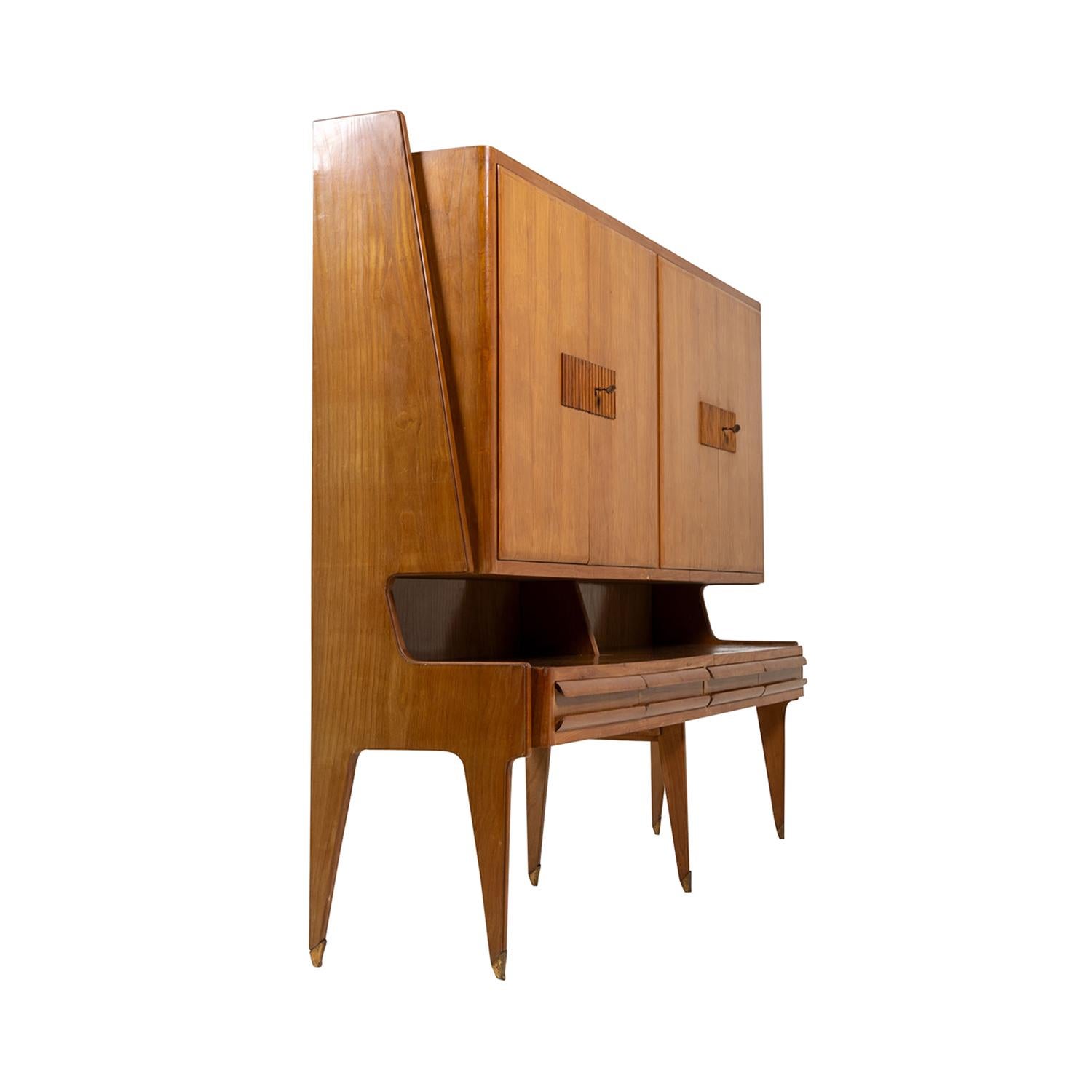 Mid-Century Modern Armoire moderne italienne du 20ème siècle, buffet vintage d'Osvaldo Borsani en vente