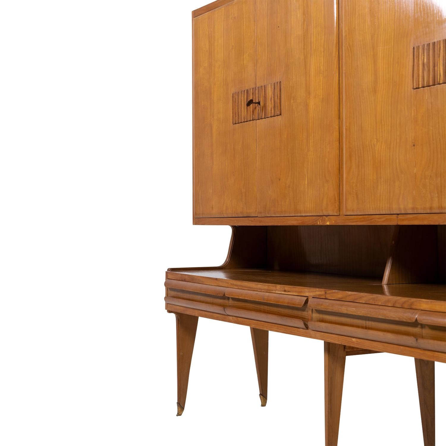 Armoire moderne italienne du 20ème siècle, buffet vintage d'Osvaldo Borsani en vente 1