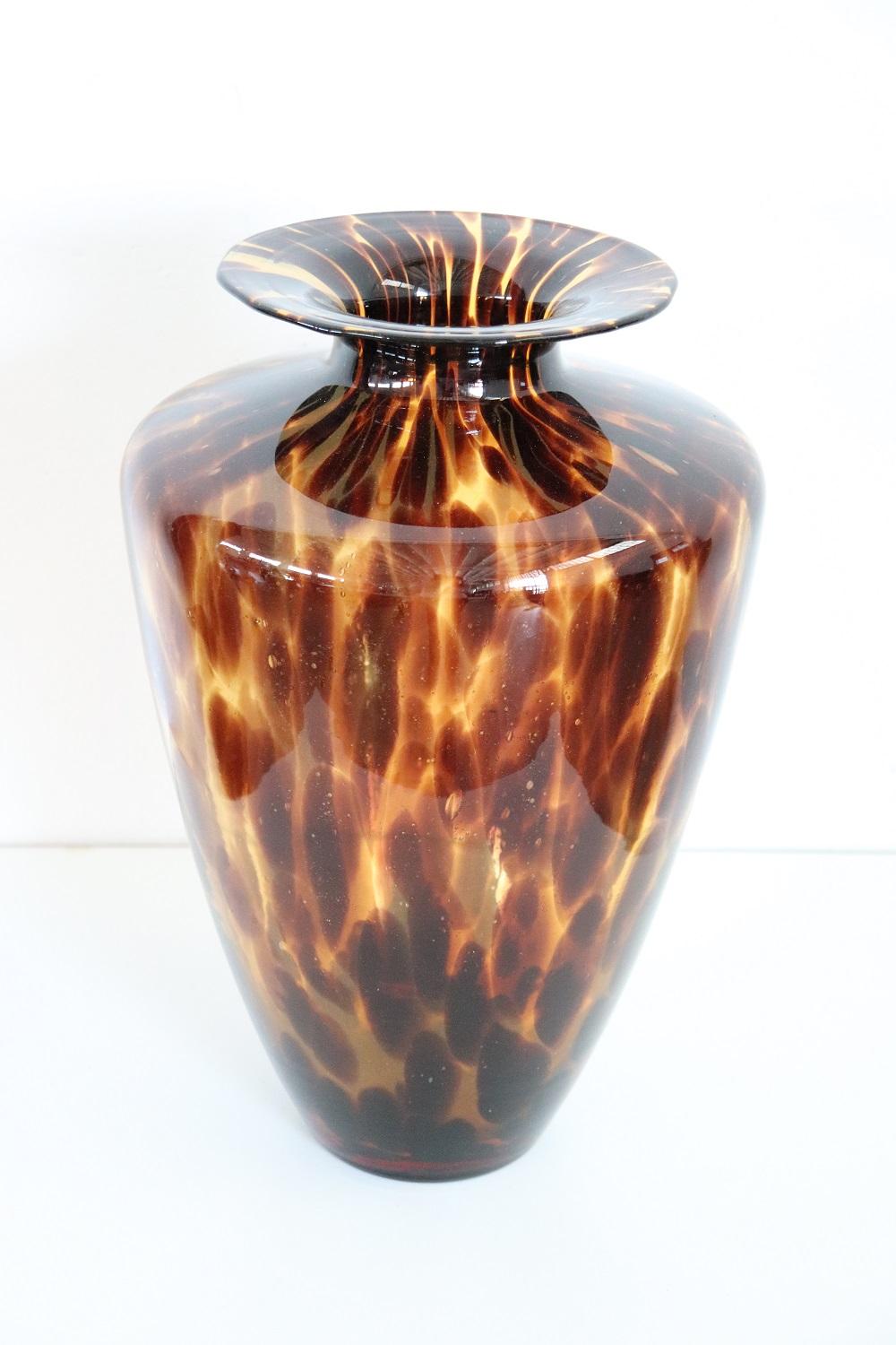 Grand vase d'art italien en verre de Murano du 20ème siècle, couleur œil de tigre Excellent état - En vente à Casale Monferrato, IT
