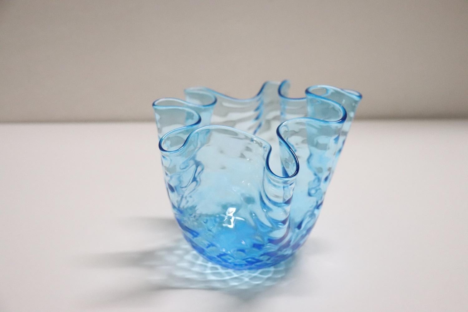 20th Century Italian Murano Artistic Glass Vase, 1950s, Handkerchief Model For Sale 1