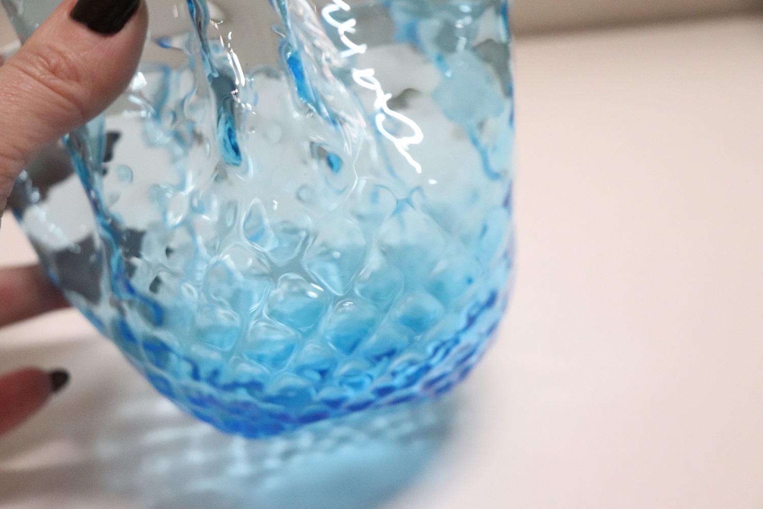Vaso in vetro artistico di Murano del XX secolo, anni '50, modello a fazzoletto in vendita 3