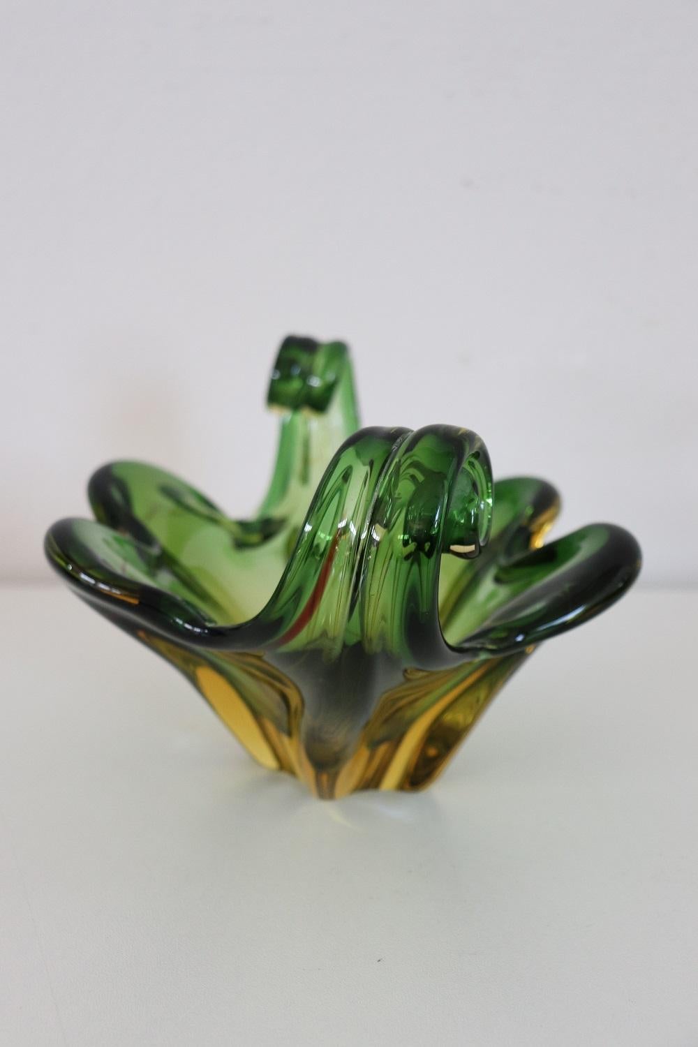 20th Century Italian Murano Artistic Glass Vase or Pocket Emptier, 1960s In Excellent Condition In Casale Monferrato, IT