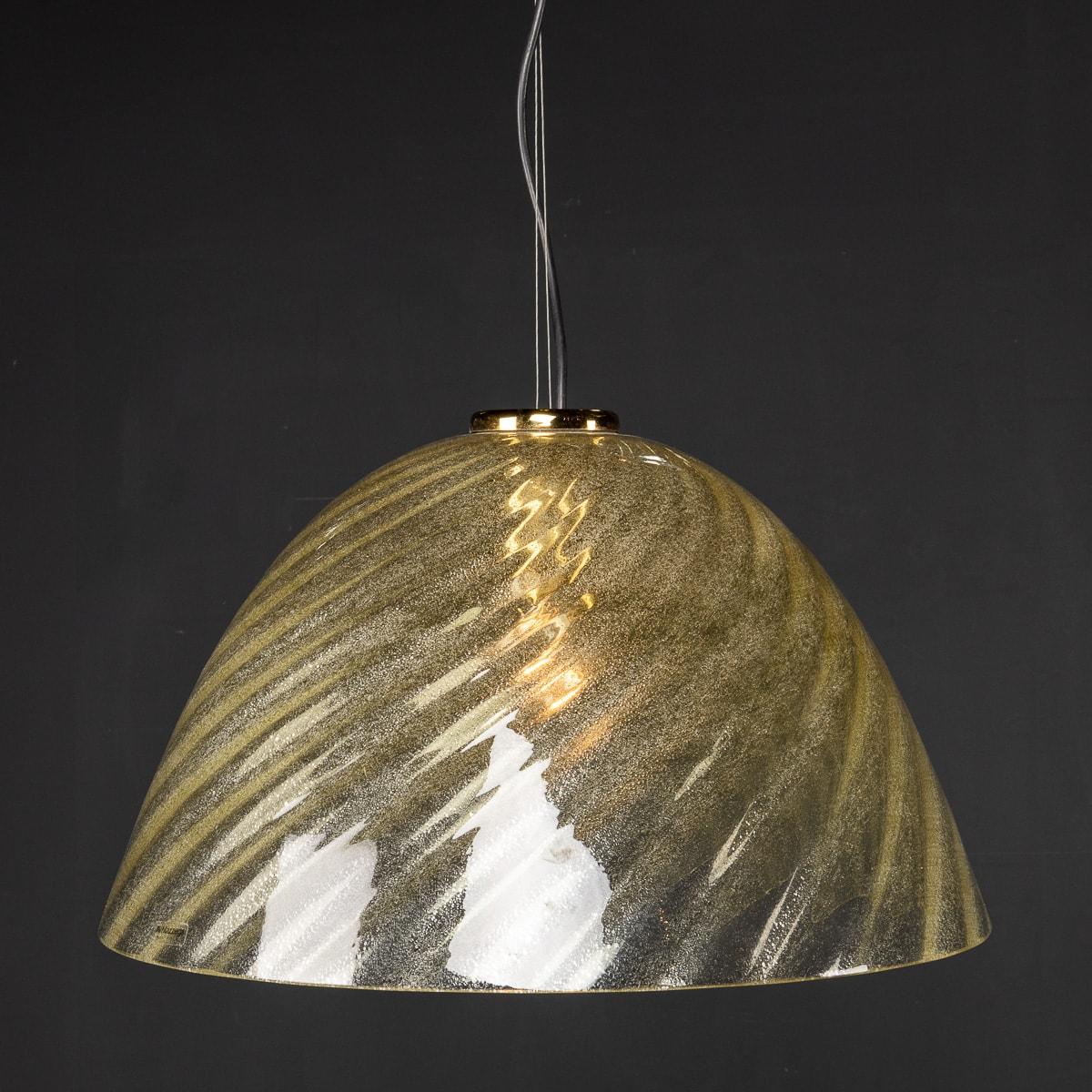 20th Century Italian Murano Glass Bowl Shaped Pendant Light by AVMazzega, C.1970 For Sale 1