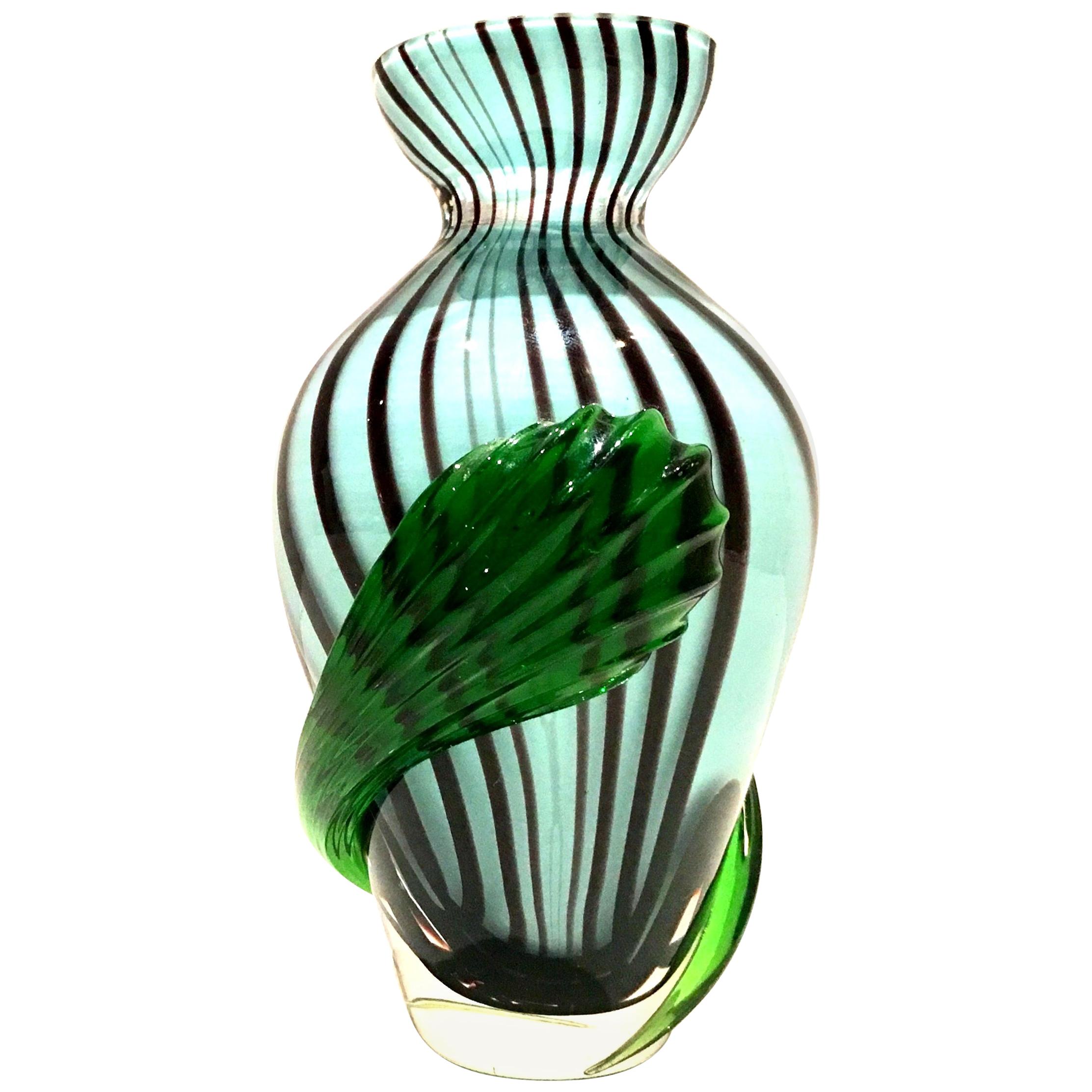 vase à bourgeons en verre de Murano du XXe siècle