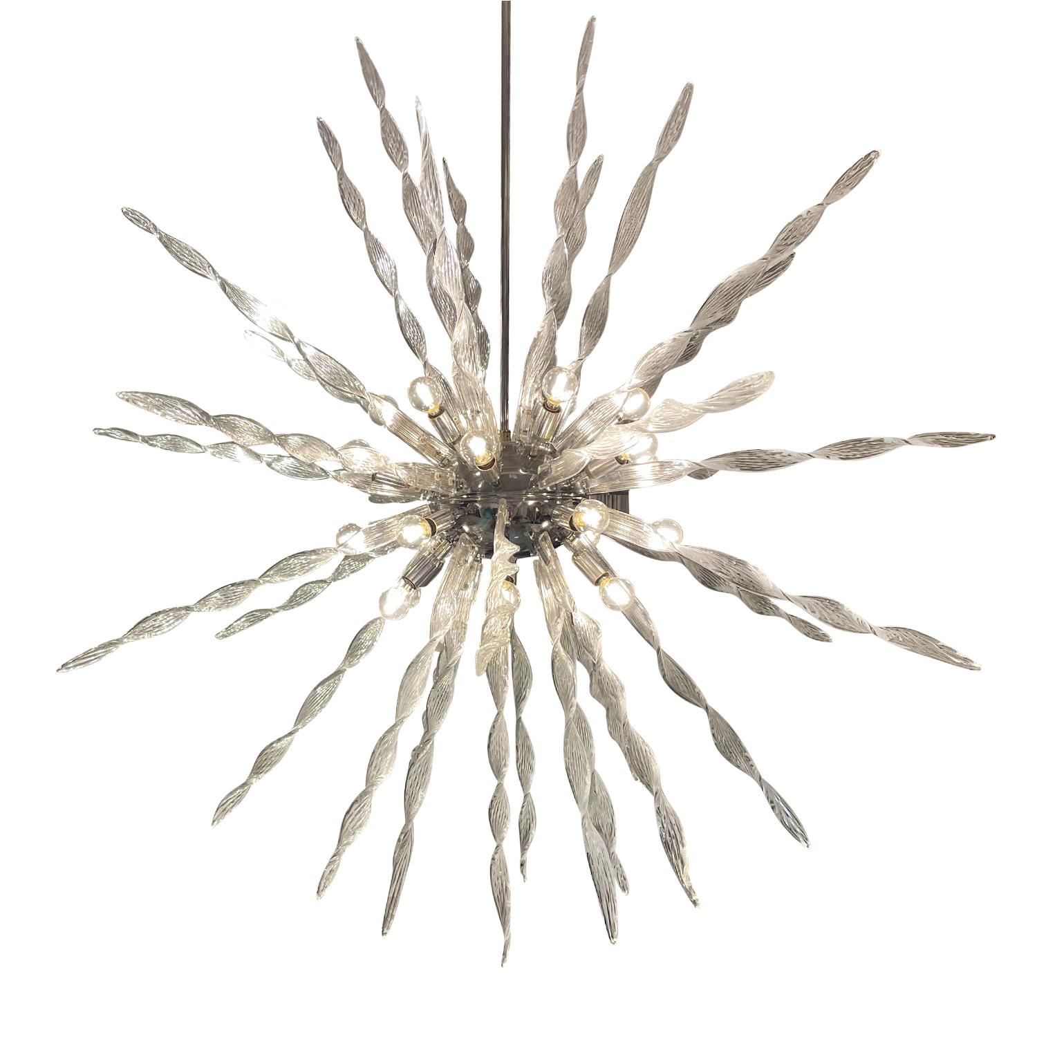 Hand-Crafted 20th Century Italian Murano Glass Sputnik Light in the Style of Barovier & Toso For Sale