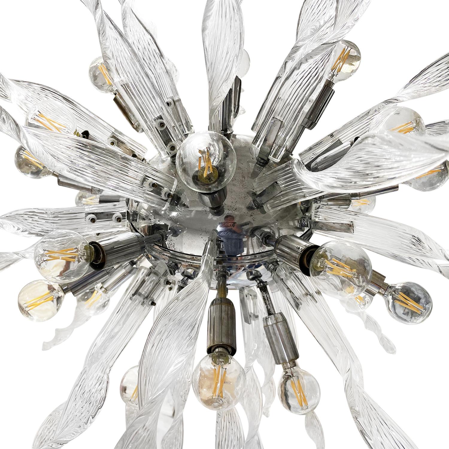20th Century Italian Murano Glass Sputnik Light in the Style of Barovier & Toso In Good Condition For Sale In West Palm Beach, FL