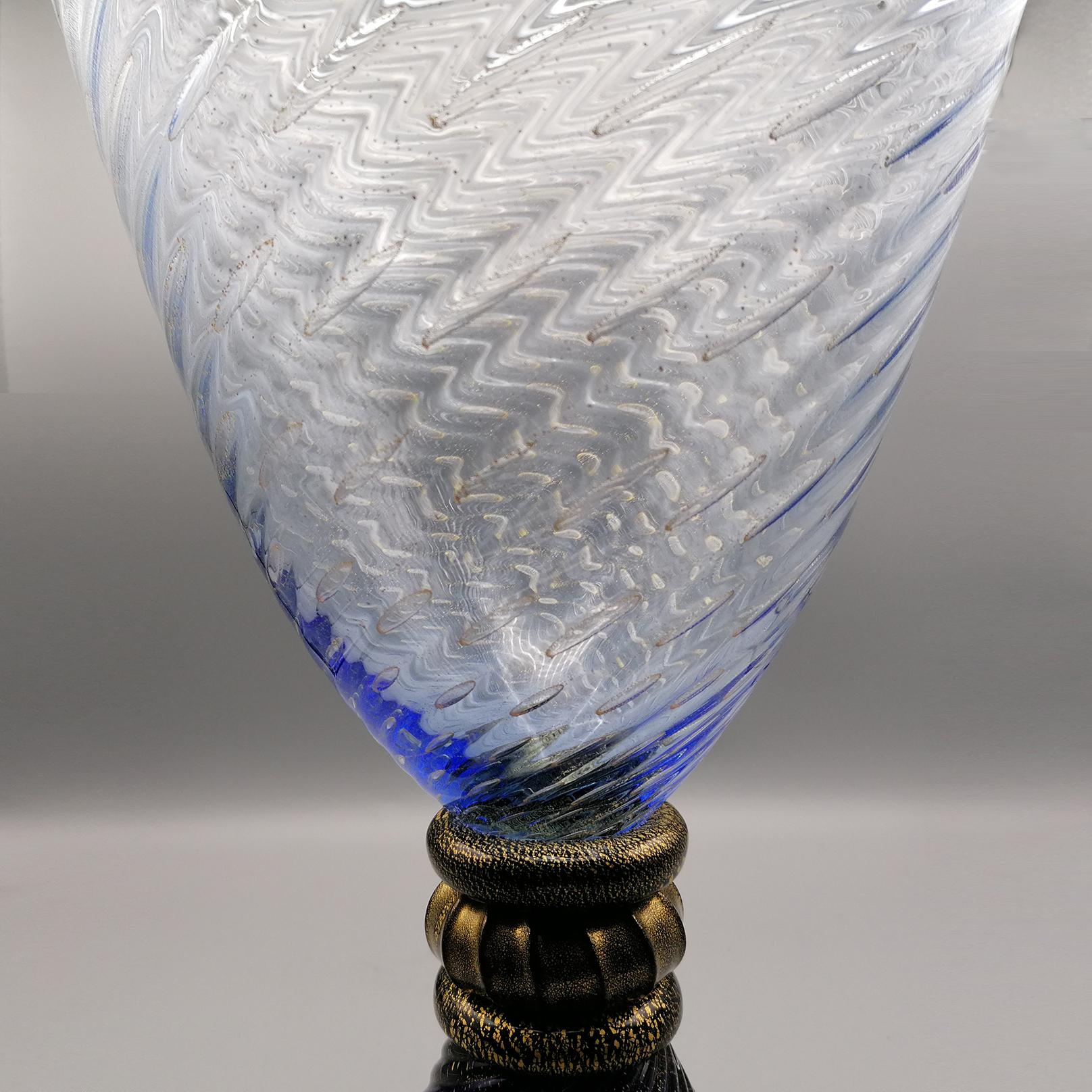 Vase italien en verre de Murano du XXe siècle 3