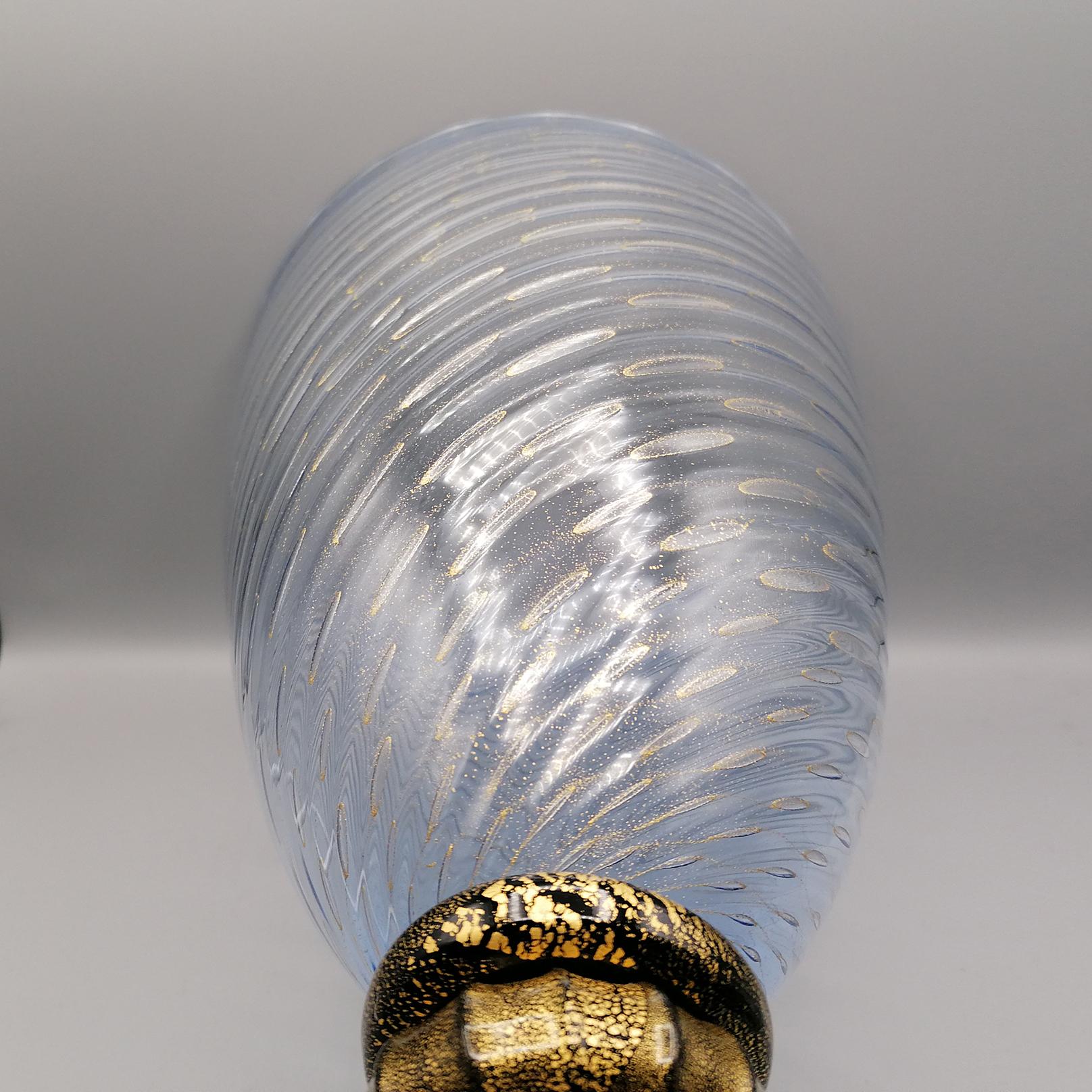 Vase italien en verre de Murano du XXe siècle 9