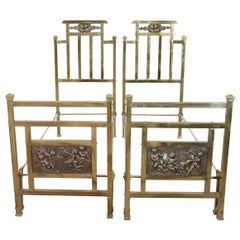 Vintage 20th Century Italian Neoclassical Pair of Single Bed in Brass with Bronzes