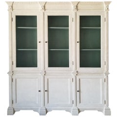 20th Century Italian Neoclassical Regency Custom Painted Breakfront, Shell Motif