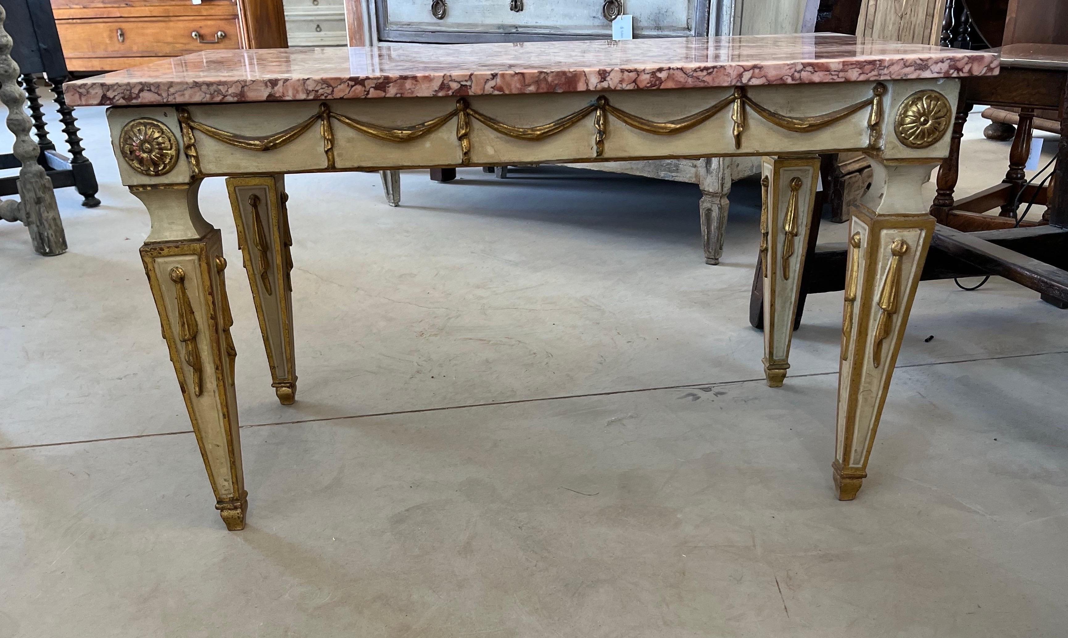 20th Century Italian Neoclassical Style Painted Coffee Table With Marble Top For Sale 6